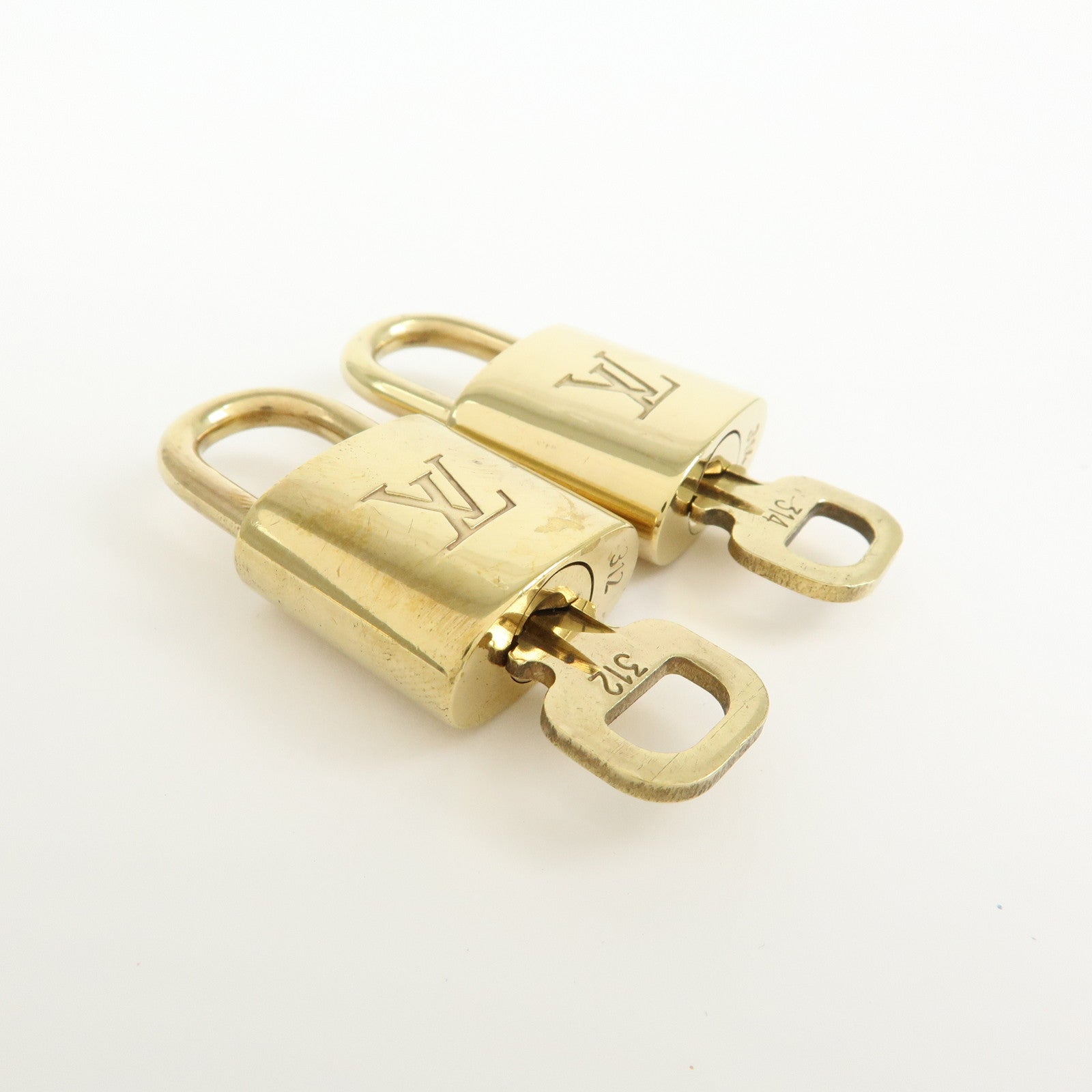 Louis Vuitton Set of 10 Lock & Key Cadena Key Lock Gold