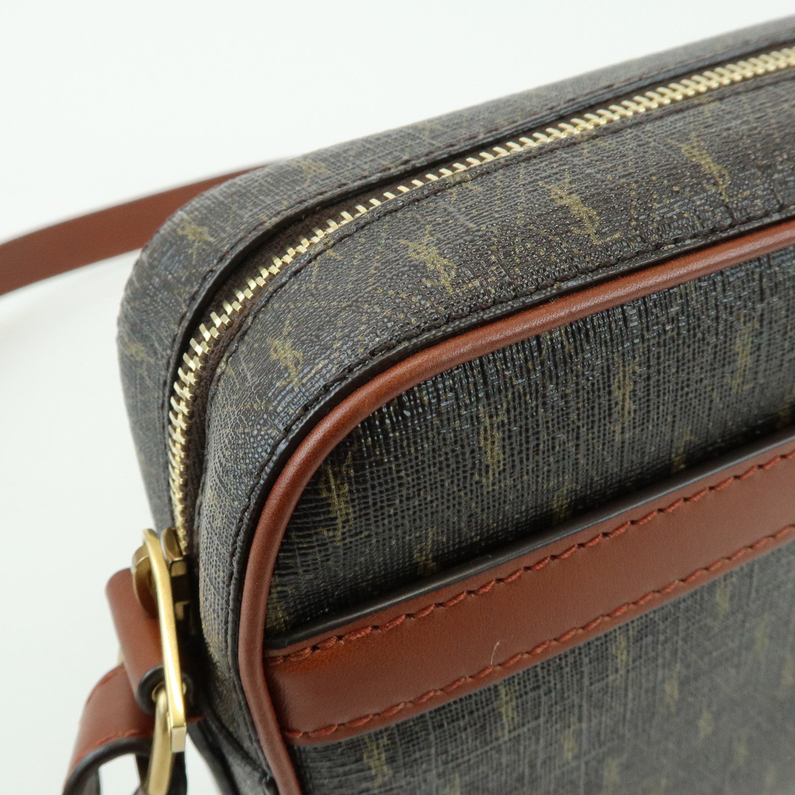 SAINT LAURENT PARIS Le Monogramme Camera Bag Shoulder Bag 669957
