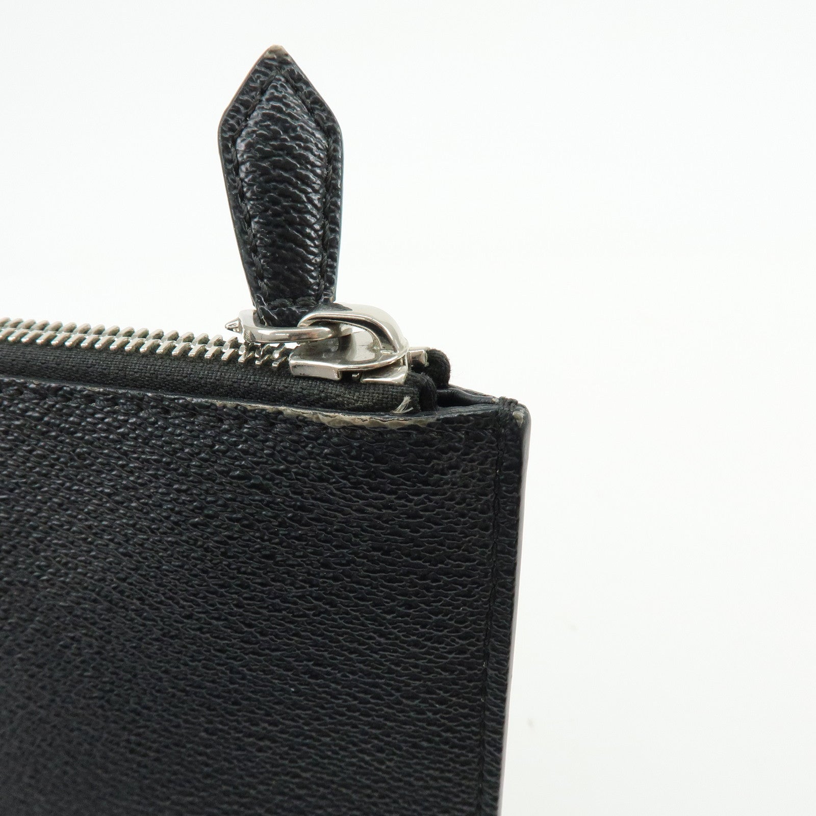 GIVENCHY Shark Print Leather Clutch Bag Flat Pouch Black