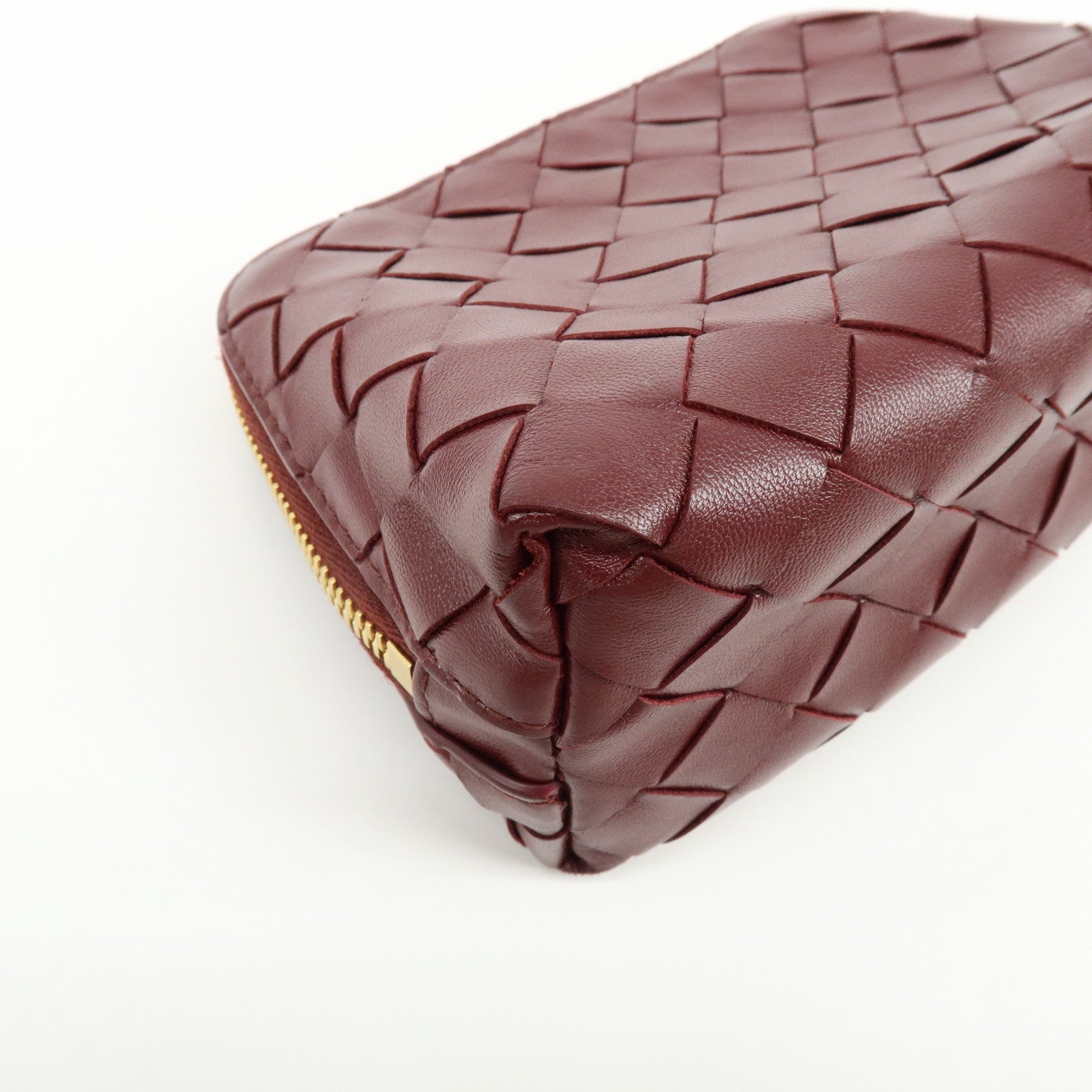 BOTTEGA VENETA Intrecciato Leather Pouch Cosmetic Case Bordeaux　