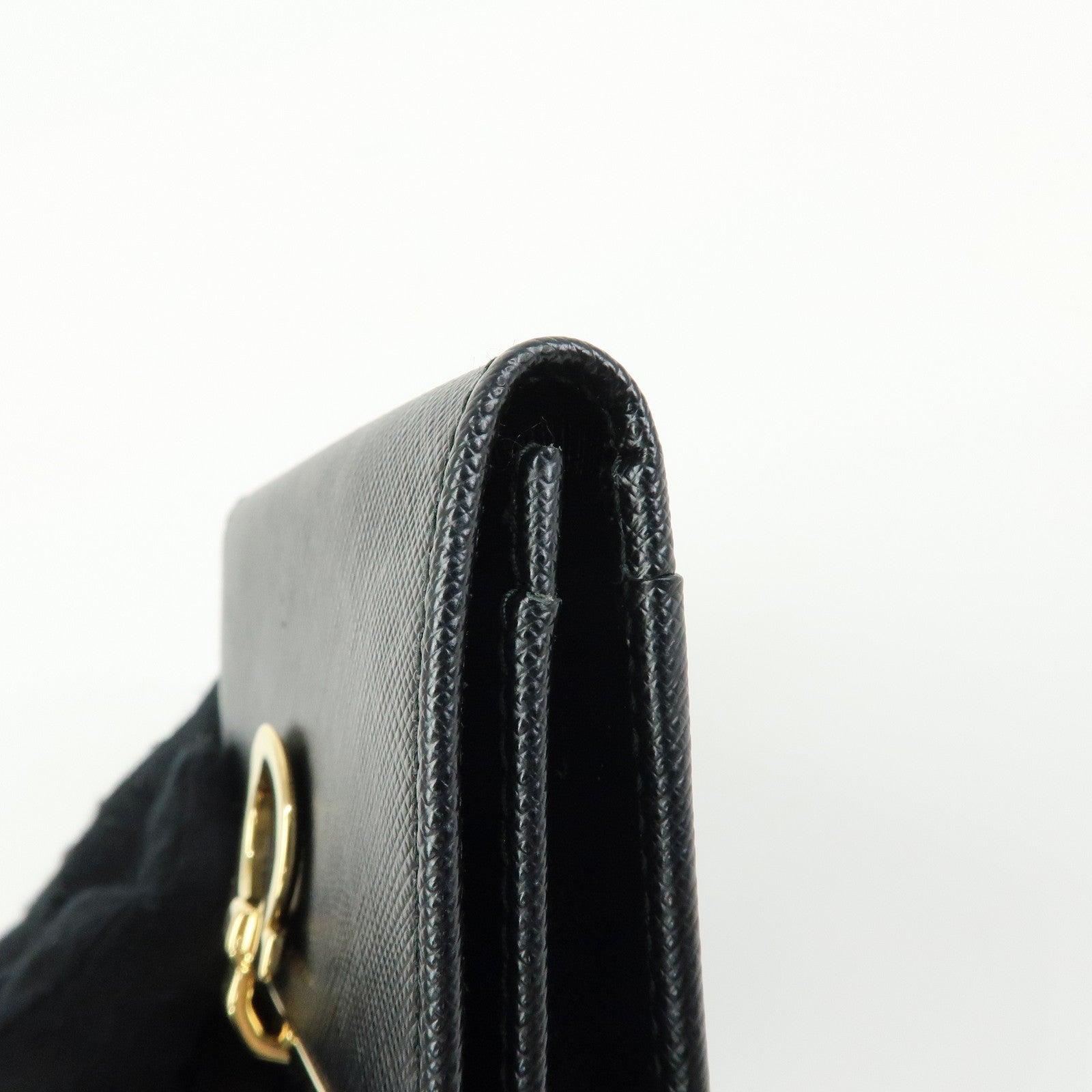 Ferragamo Gancini Embossed Leather Card Case Card Holder Black