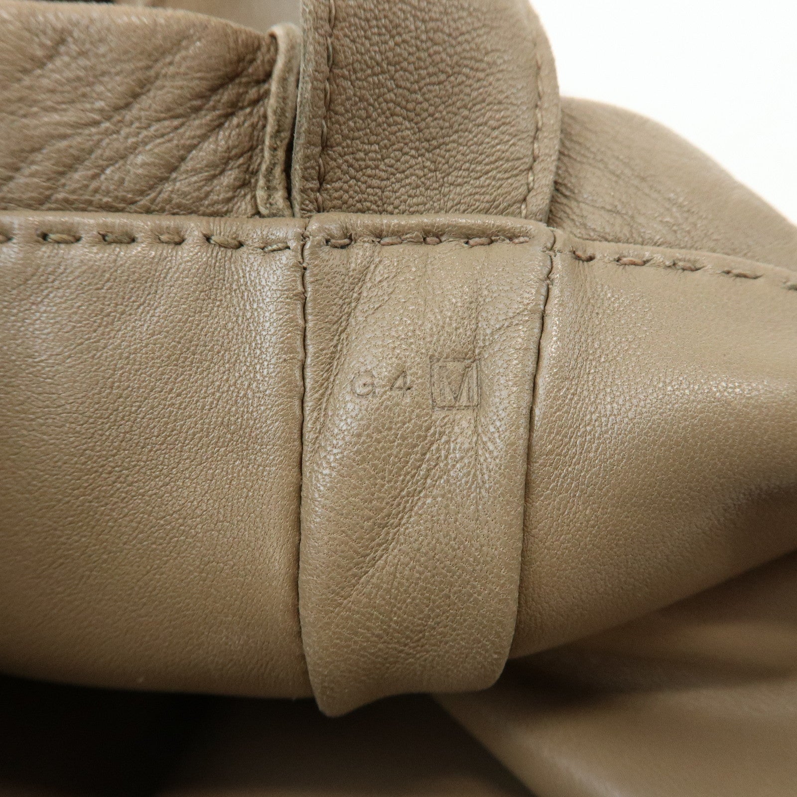 HERMES Leather Clou de Selle Shoulder Bag □M Stamped Beige