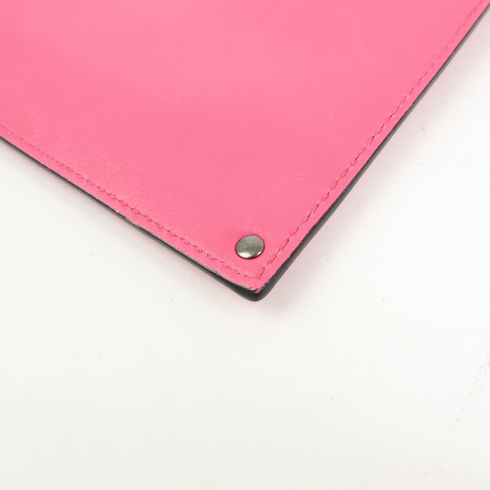 VALENTINO ROCKSTUD Leather Clutch Bag Pouch Pink