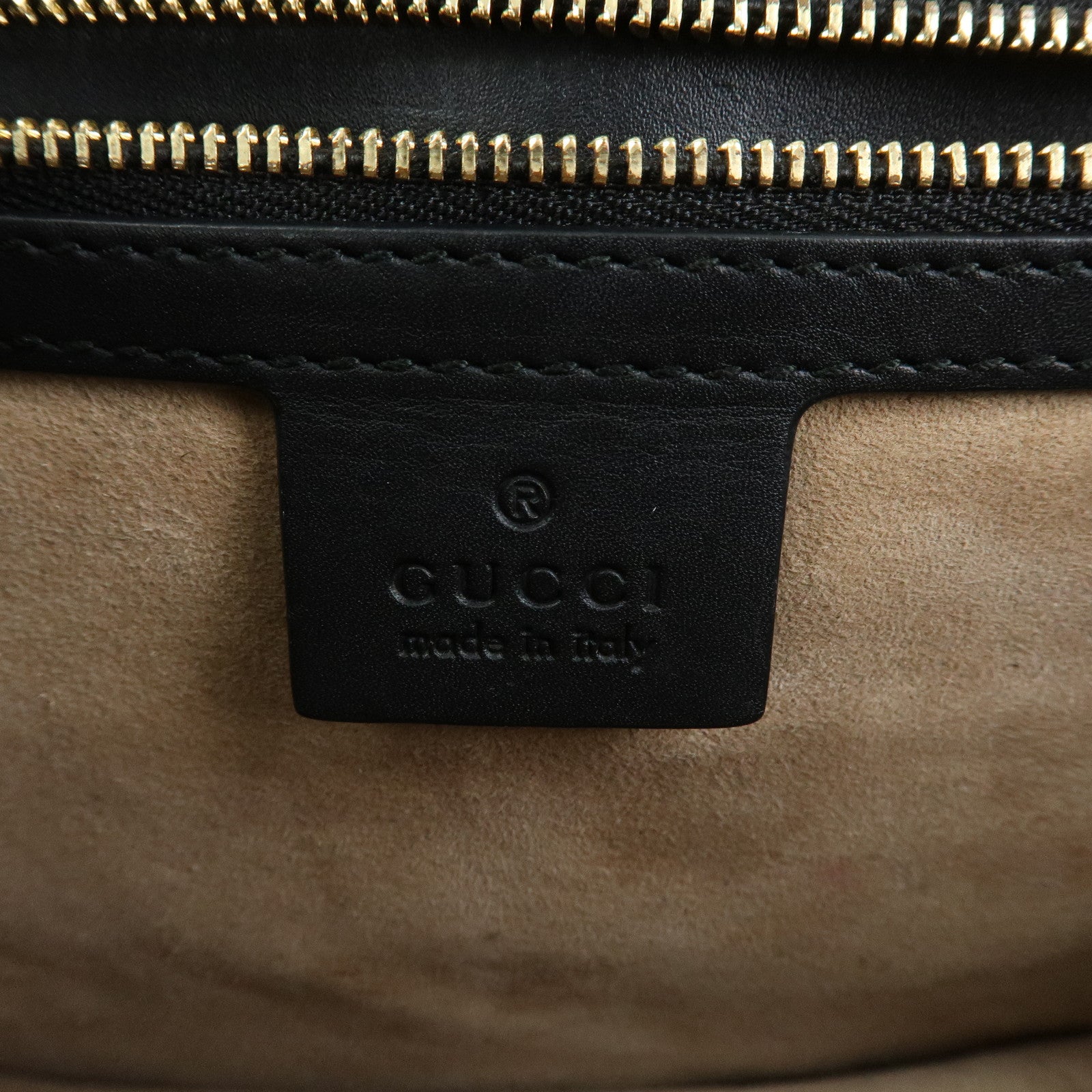Gucci Sylvie Sherry Leather Shoulder Bag Crossbody Bag Black 421882