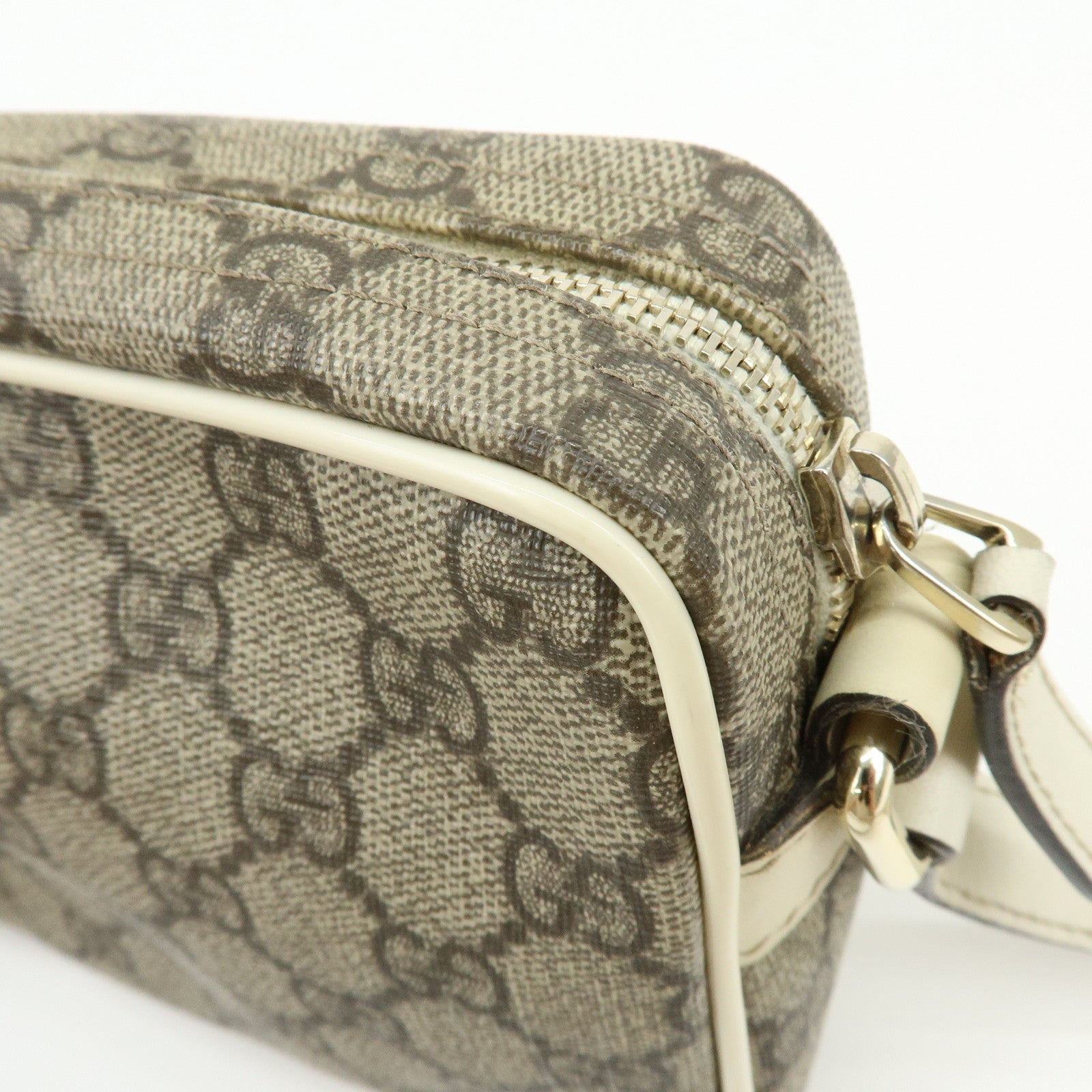 GUCCI GG Supreme Leather Shoulder Bag Crossbody Bag  Beige White 201447