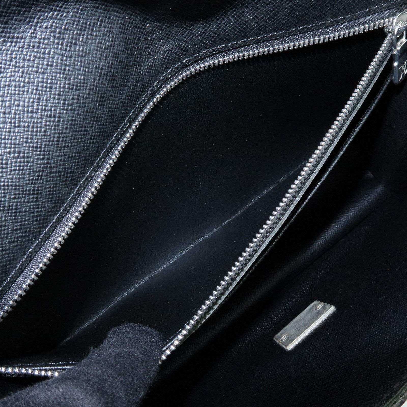 Louis Vuitton Taiga Leather Selenga Clutch Bag Ardoise M30782