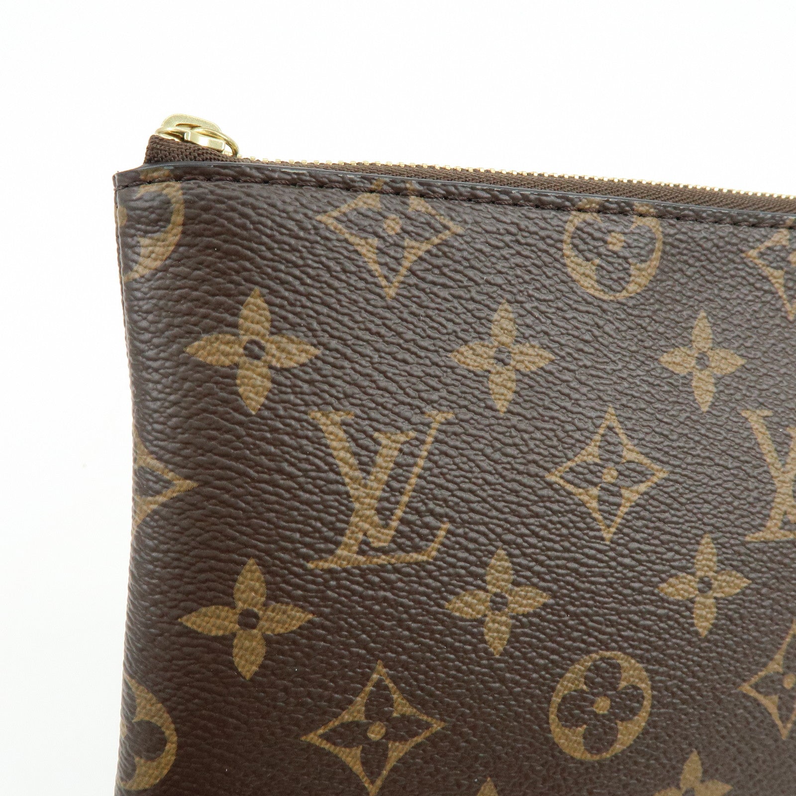 Louis Vuitton Etui Voyage PM Clutch Bag Pouch Brown M44500