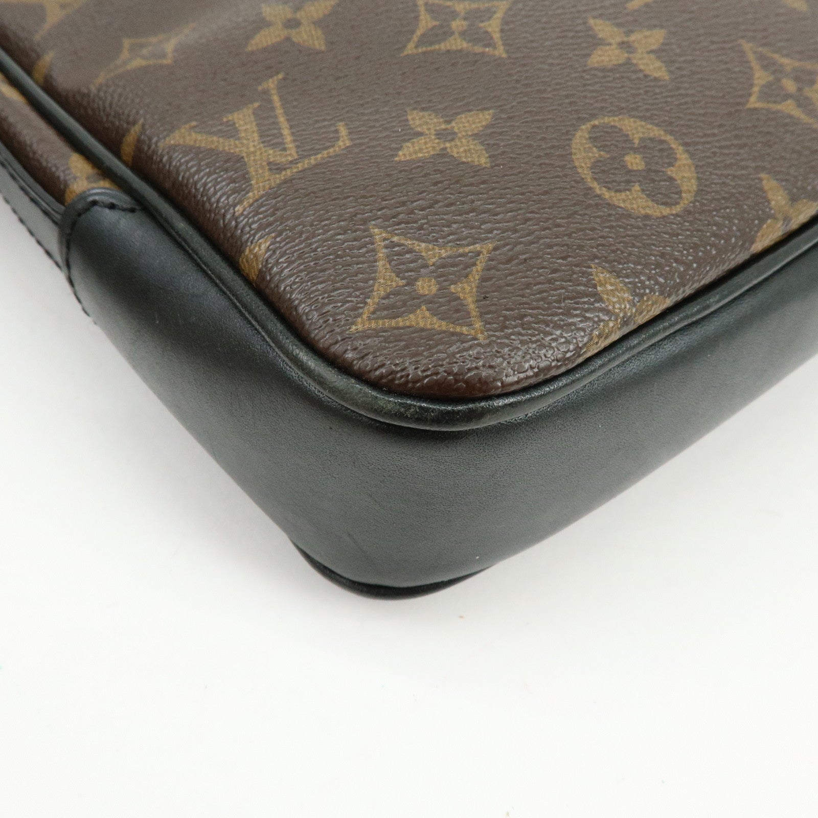 Louis Vuitton Macassar Bass MM Shoulder Bag Crossbody Bag Brown M56715