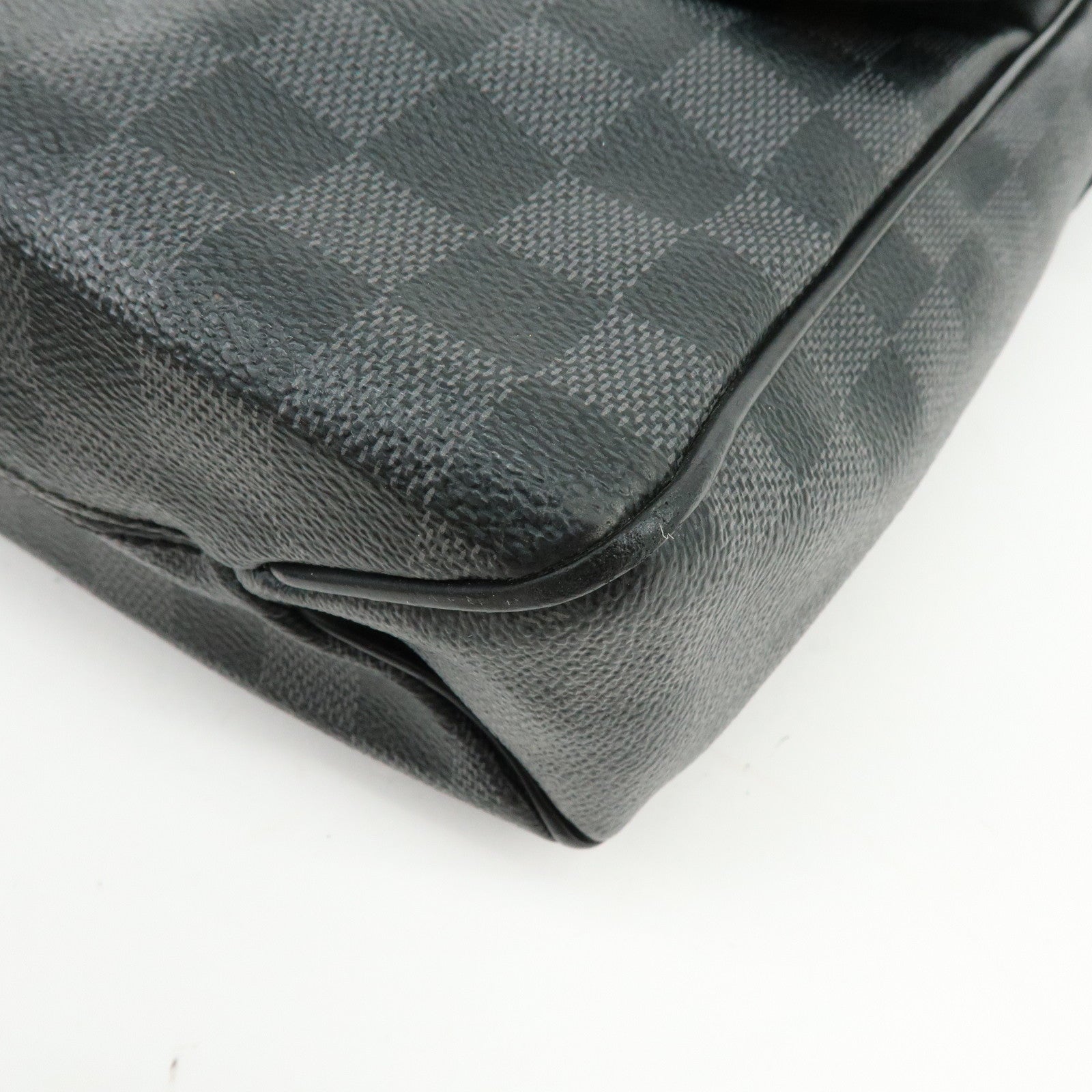 Louis Vuitton Damier Graphite District PM Shoulder Bag Noir N41260