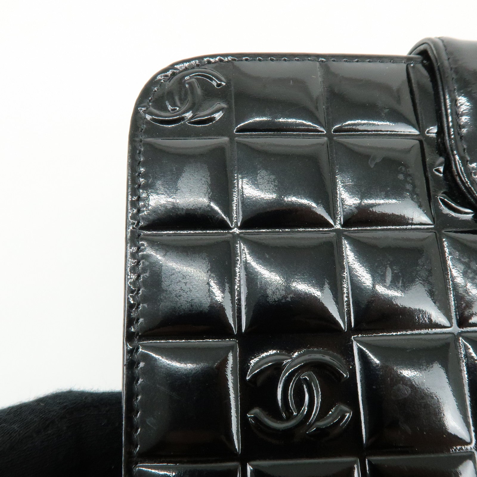 CHANEL COCO Mark Chocolate Bar Patent Leather Long Wallet Black