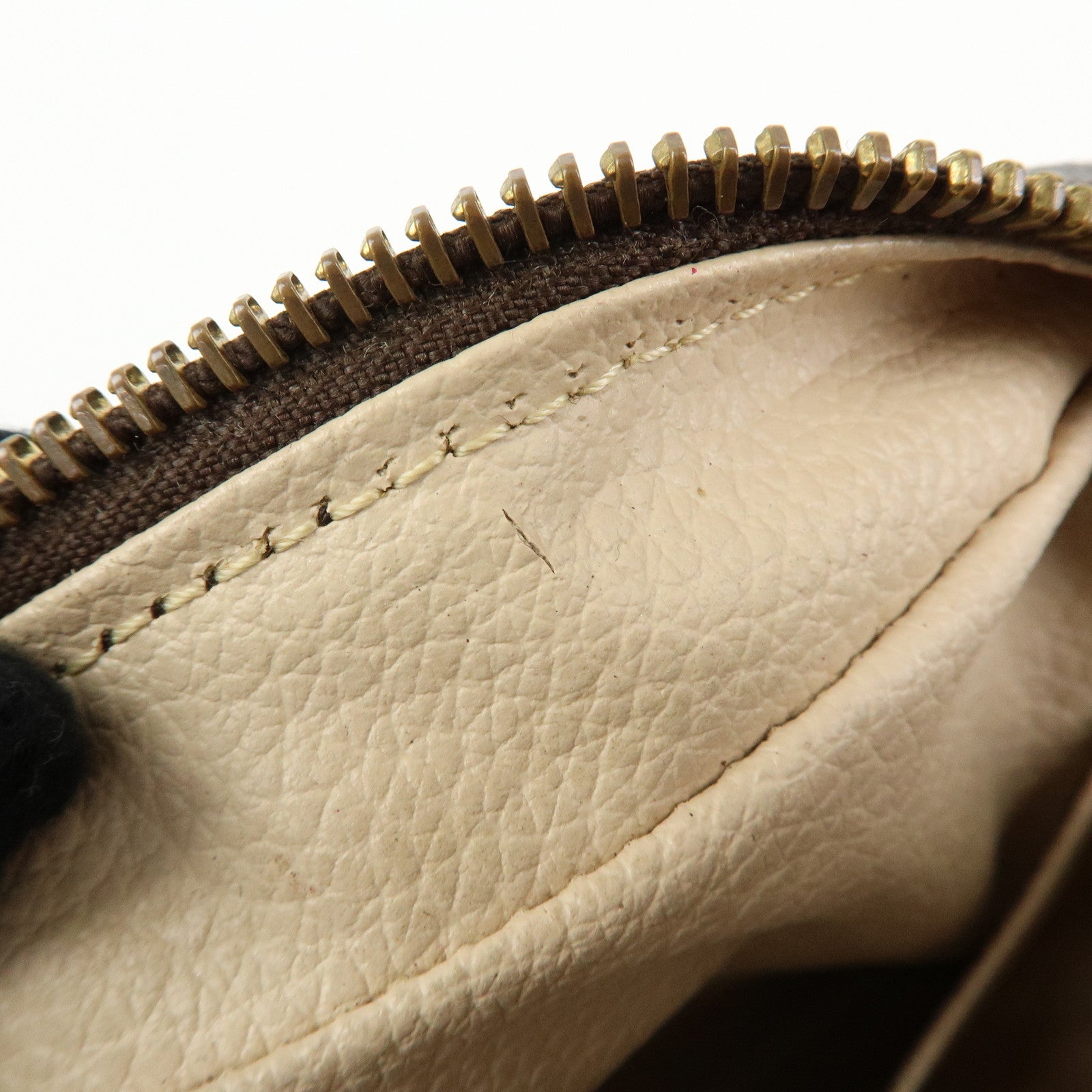 Louis Vuitton Monogram Trousse Toilette 23 Pouch Brown M47524