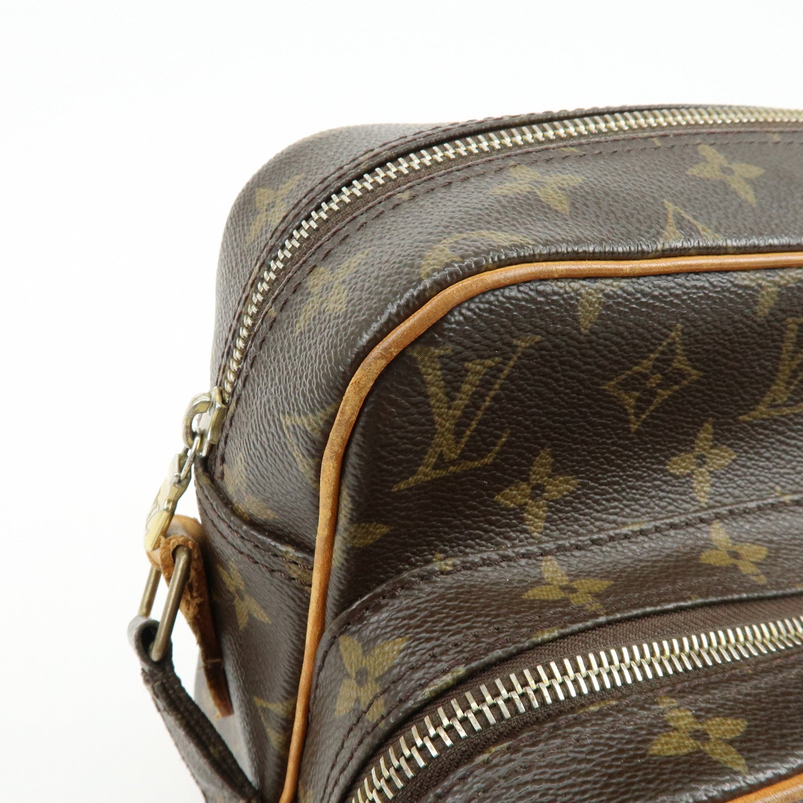 Louis Vuitton Monogram Nile Shoulder Bag Crossbody Bag M45244