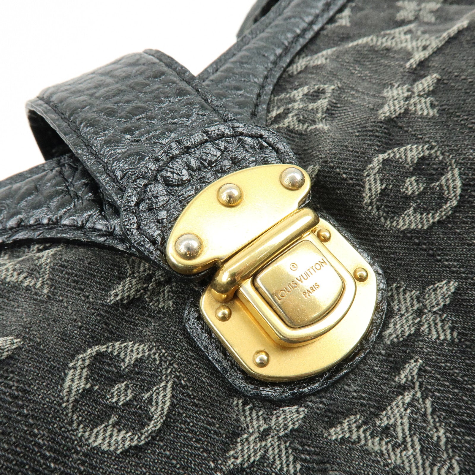Louis Vuitton Monogram Denim XS Shoulder Crossbody Bag Noir M95608