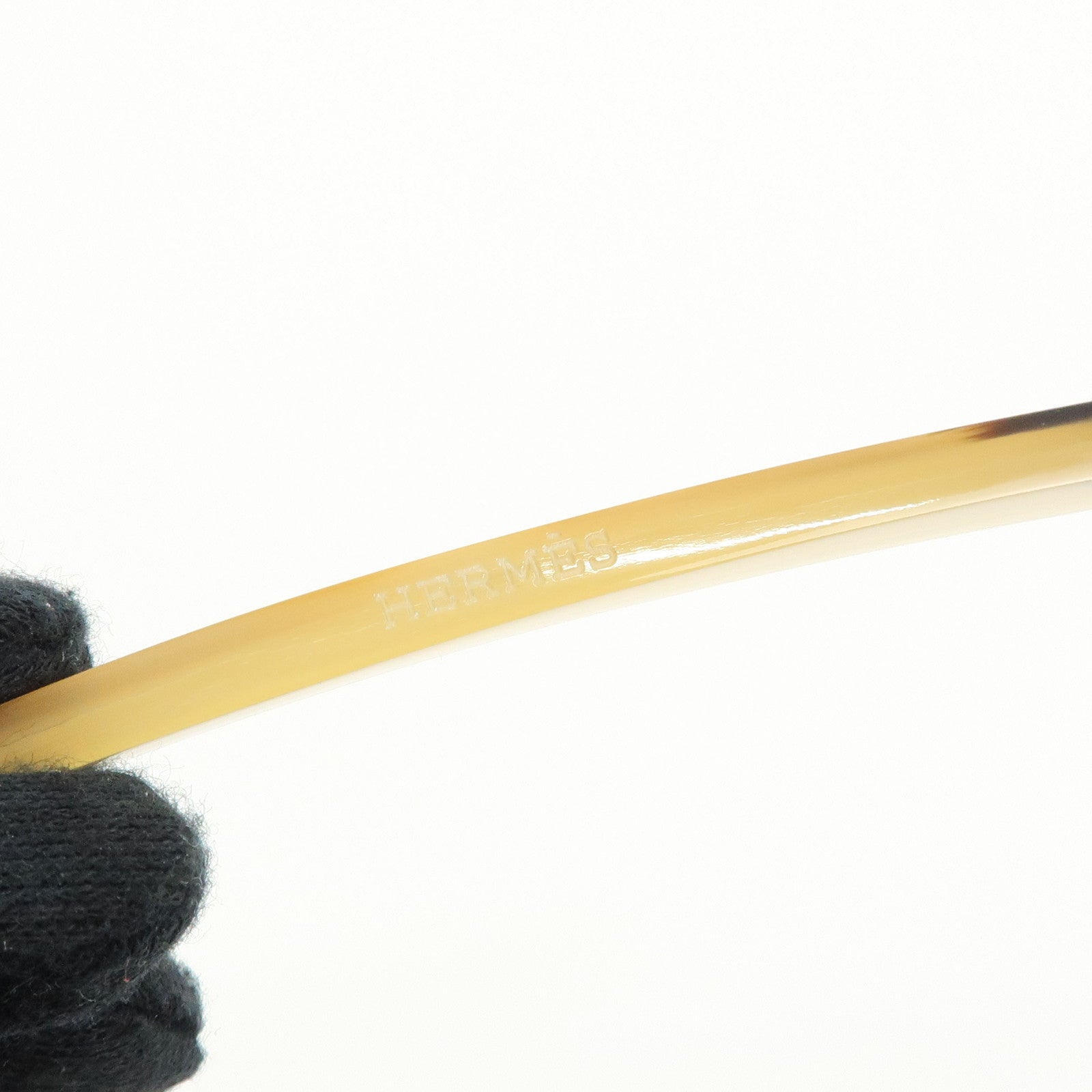 Hermes Rocaille Buffalo Horn Hair Stick Pin H Logo Beige Brown