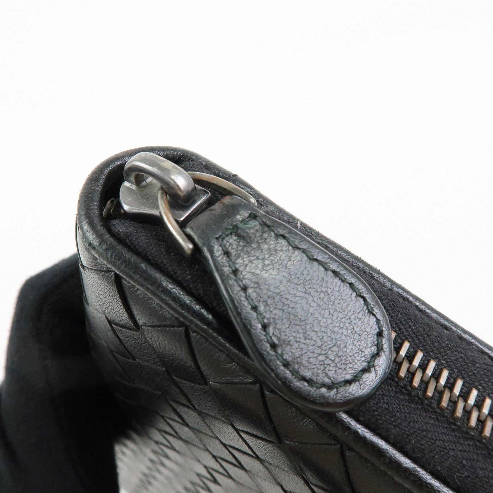 BOTTEGA VENETA Intrecciato Leather Round Zippy Long Wallet Black