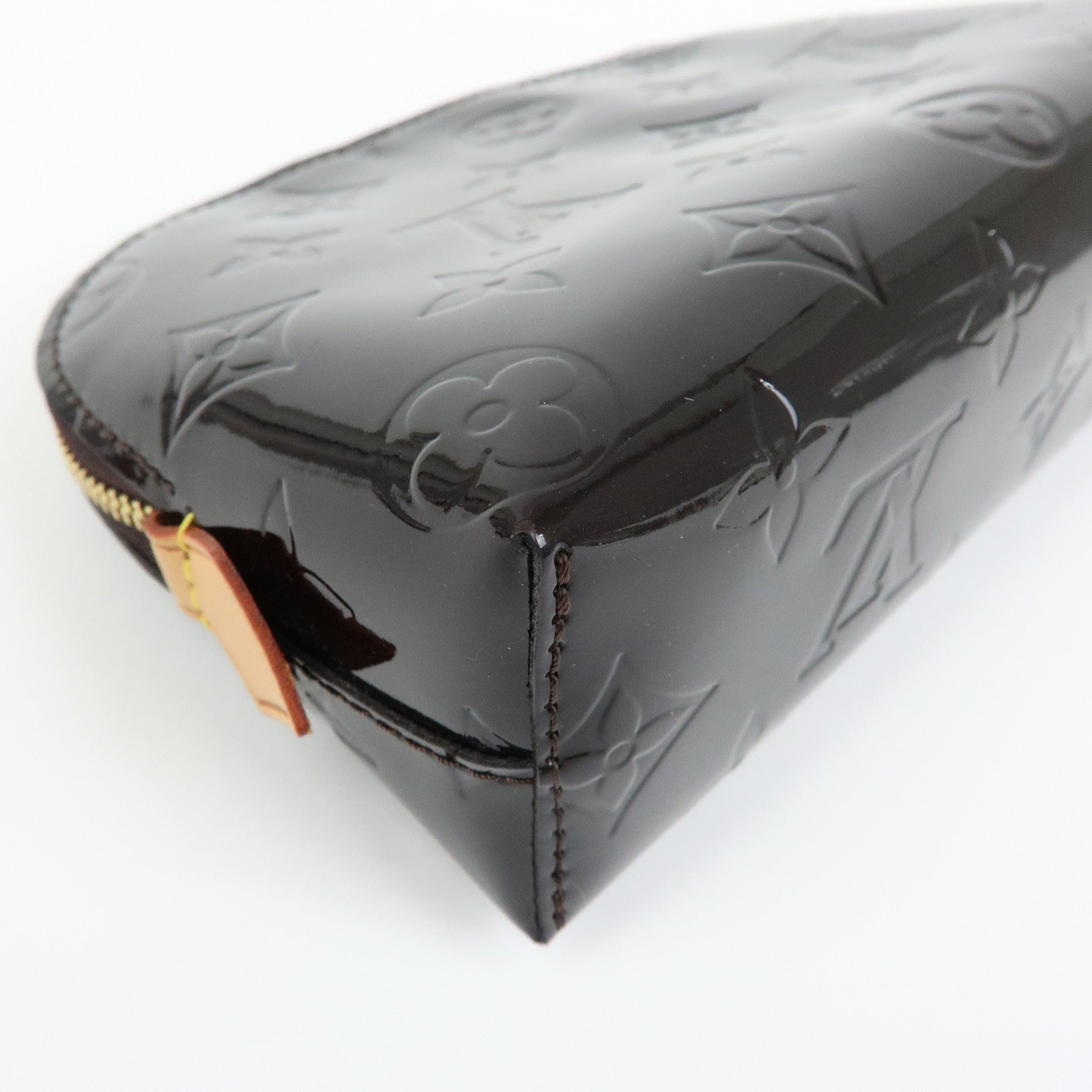 Louis Vuitton Monogram Vernis Pochette Cosmetic Pouch Amarante M91495