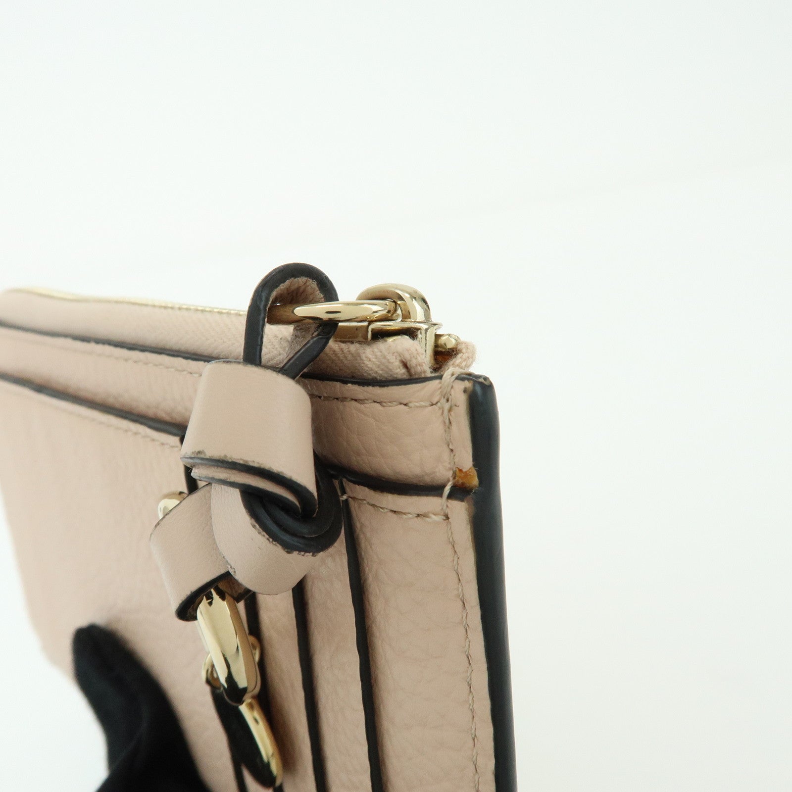 Chloe Alphabet Leather Fragment Case Coin Case Pink Beige