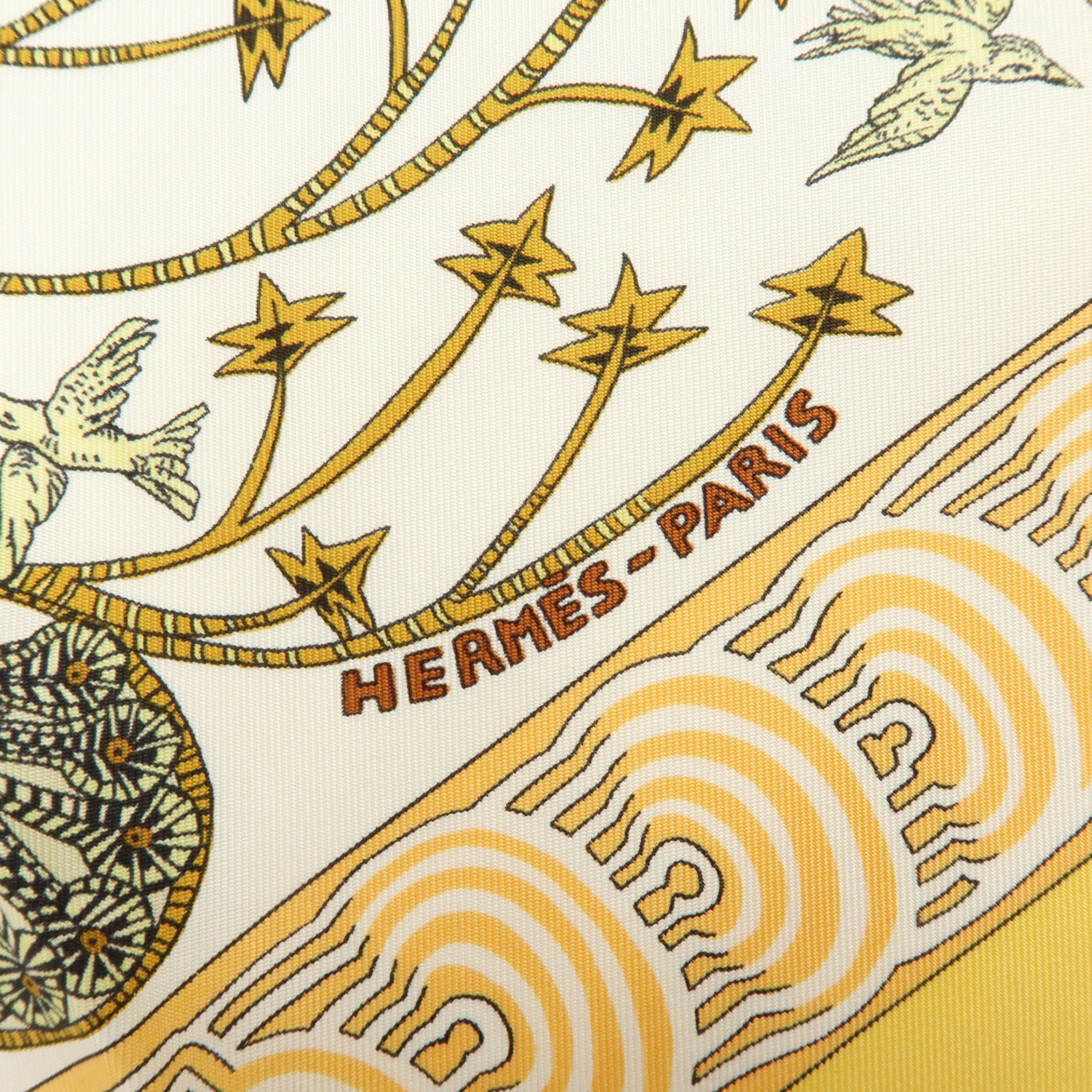 HERMES Carre 90 Silk 100% Scarf LES LEJENDES DE L'ARBRE Yellow Brown