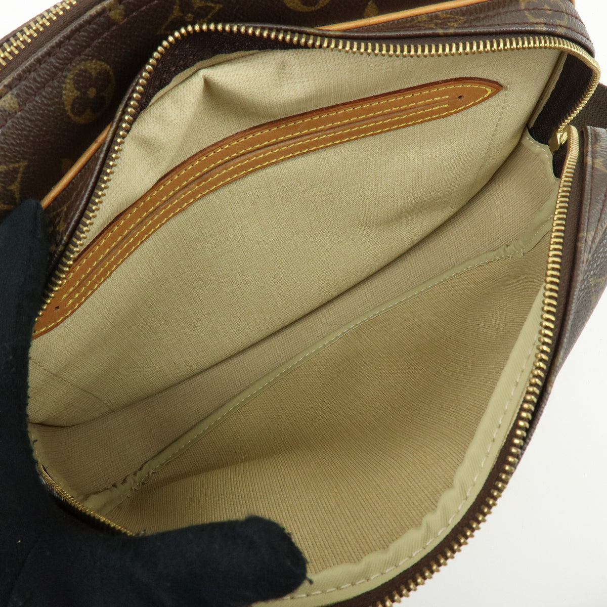 Louis Vuitton Monogram Reporter PM Shoulder Crossbody Bag Brown M45254