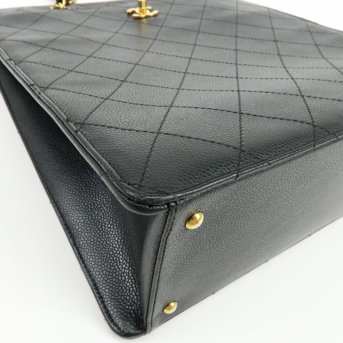 CHANEL Matelasse Caviarskin Chain Shoulder Bag Hand Bag Black A08907