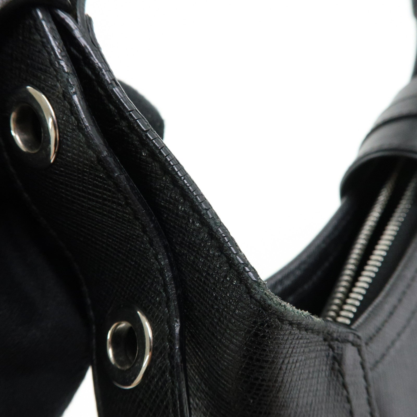 Ferragamo Gancini Leather Shoulder Bag Hand Bag Black