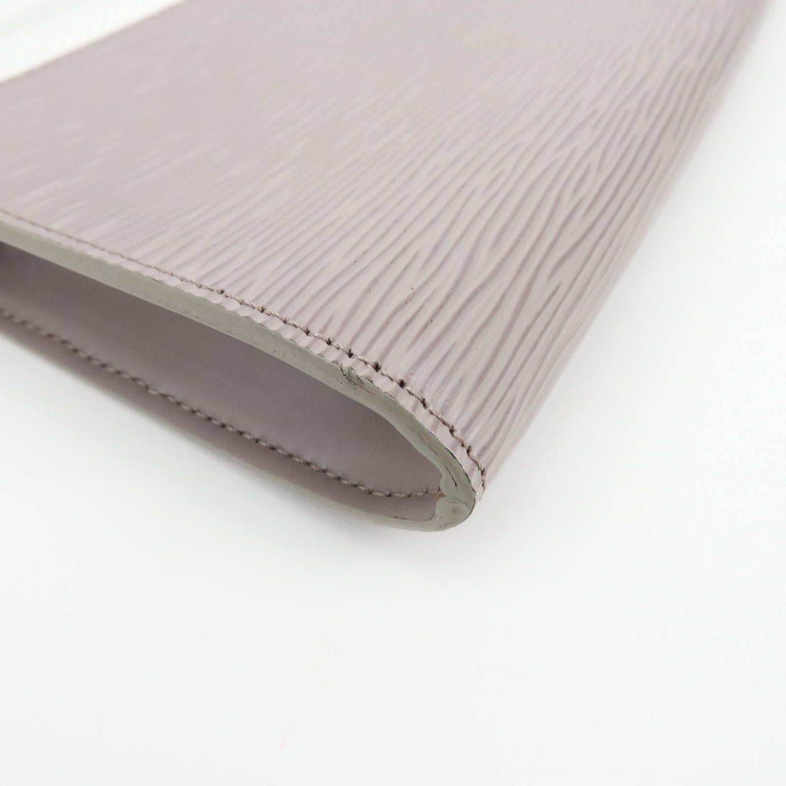 Louis Vuitton Epi Leather Pochette Accessoires  Pouch Lilac M5294B