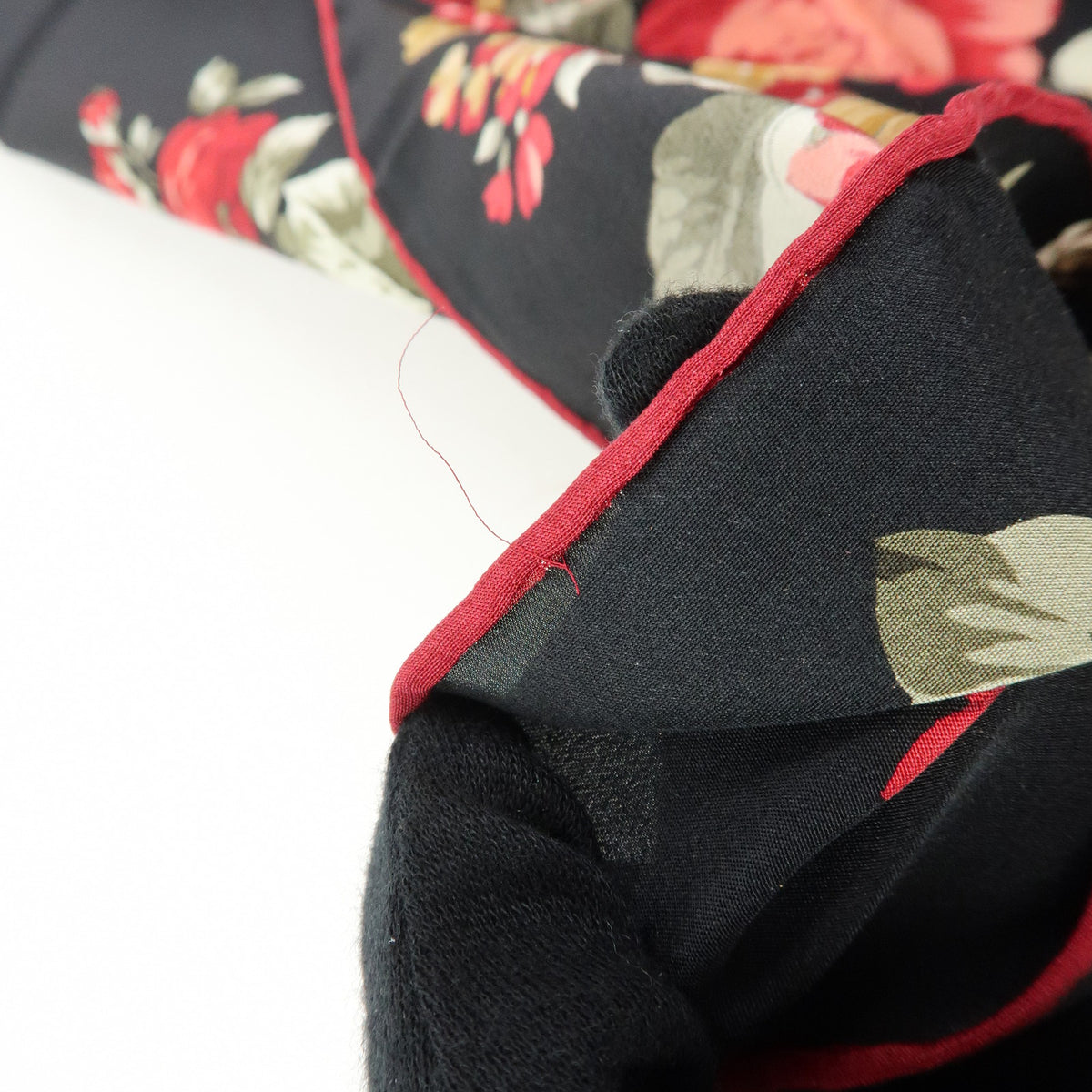 SAINT LAURENT PARIS Silk 100% Floral Scarf Black Red Beige