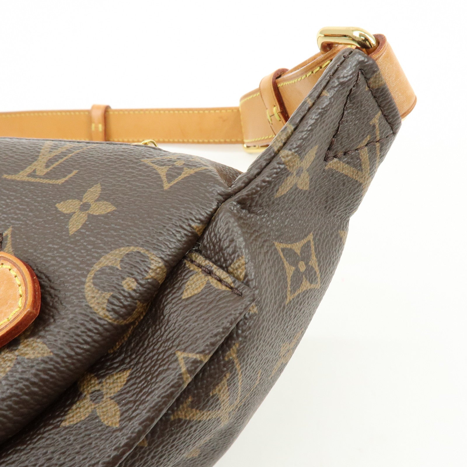 Louis Vuitton Monogram Bum Bag Crossbody Shoulder Bag Brown M43644