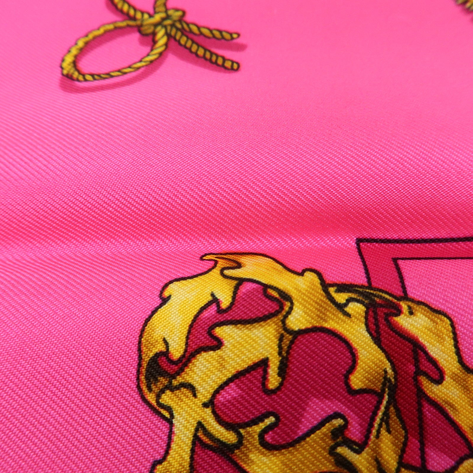 HERMES Carre 90 Silk 100% Scarf Clips Pink Gold