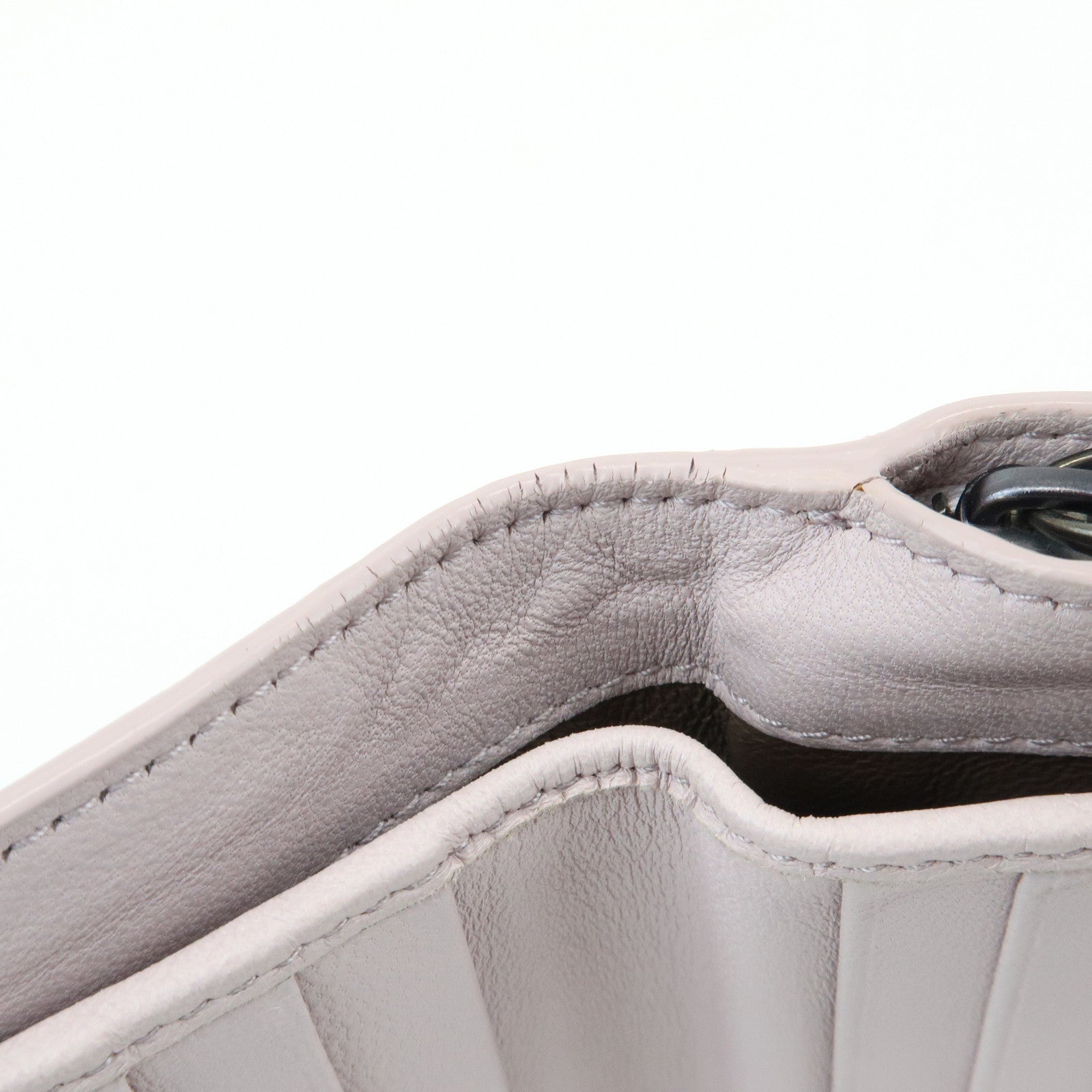 BOTTEGA VENETA Intrecciato Leather Bi-fold Comact Wallet Lavender