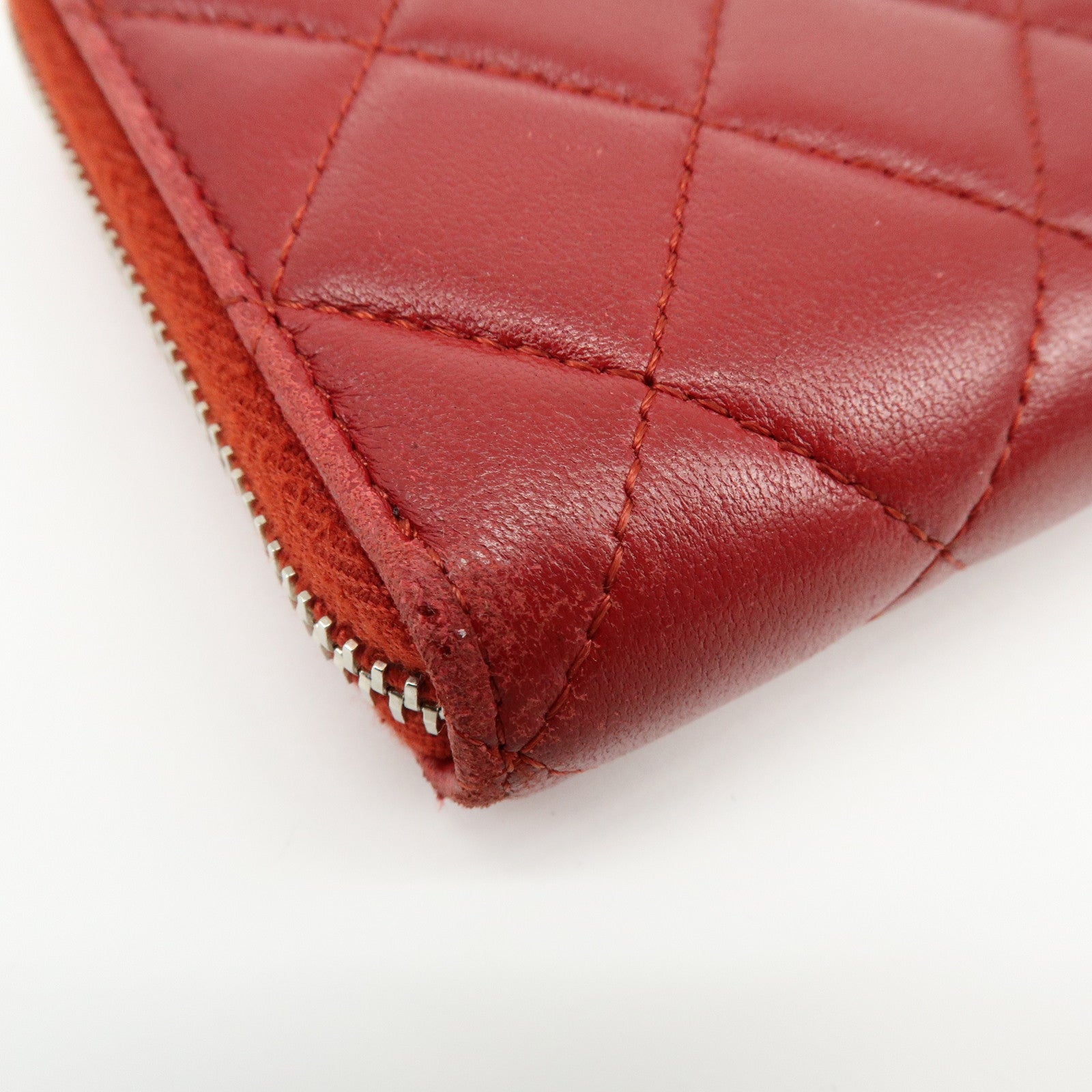 CHANEL COCO Mark Matelasse Round Zippy Long Wallet Red A50097