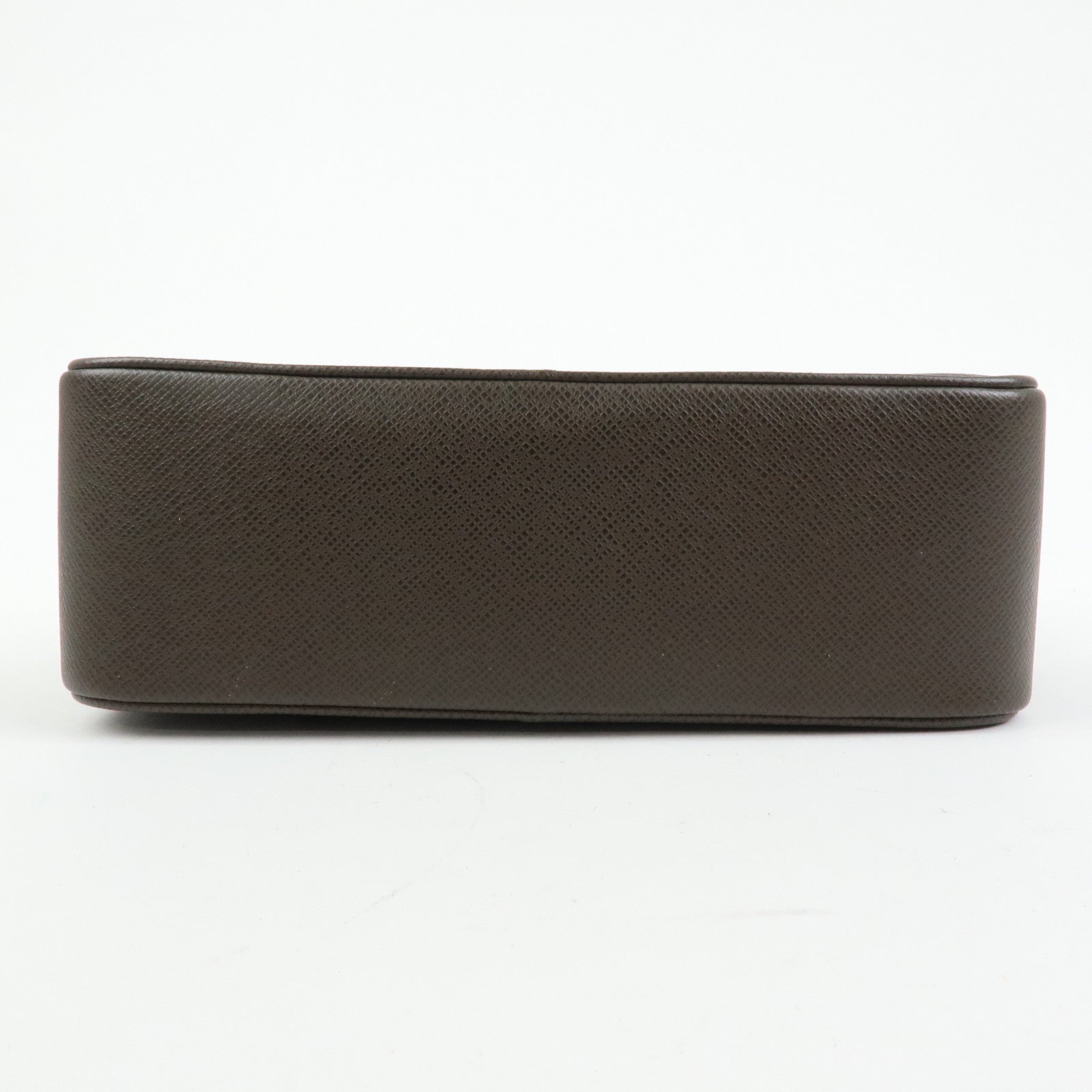 Louis Vuitton Taiga Neo Pavel Leather Clultch Bag Grizzly M31148