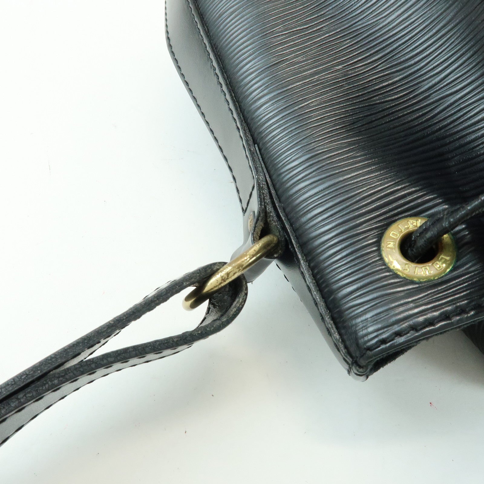 Louis Vuitton Epi Petit Noe Shoulder Bag Noir Black M44102