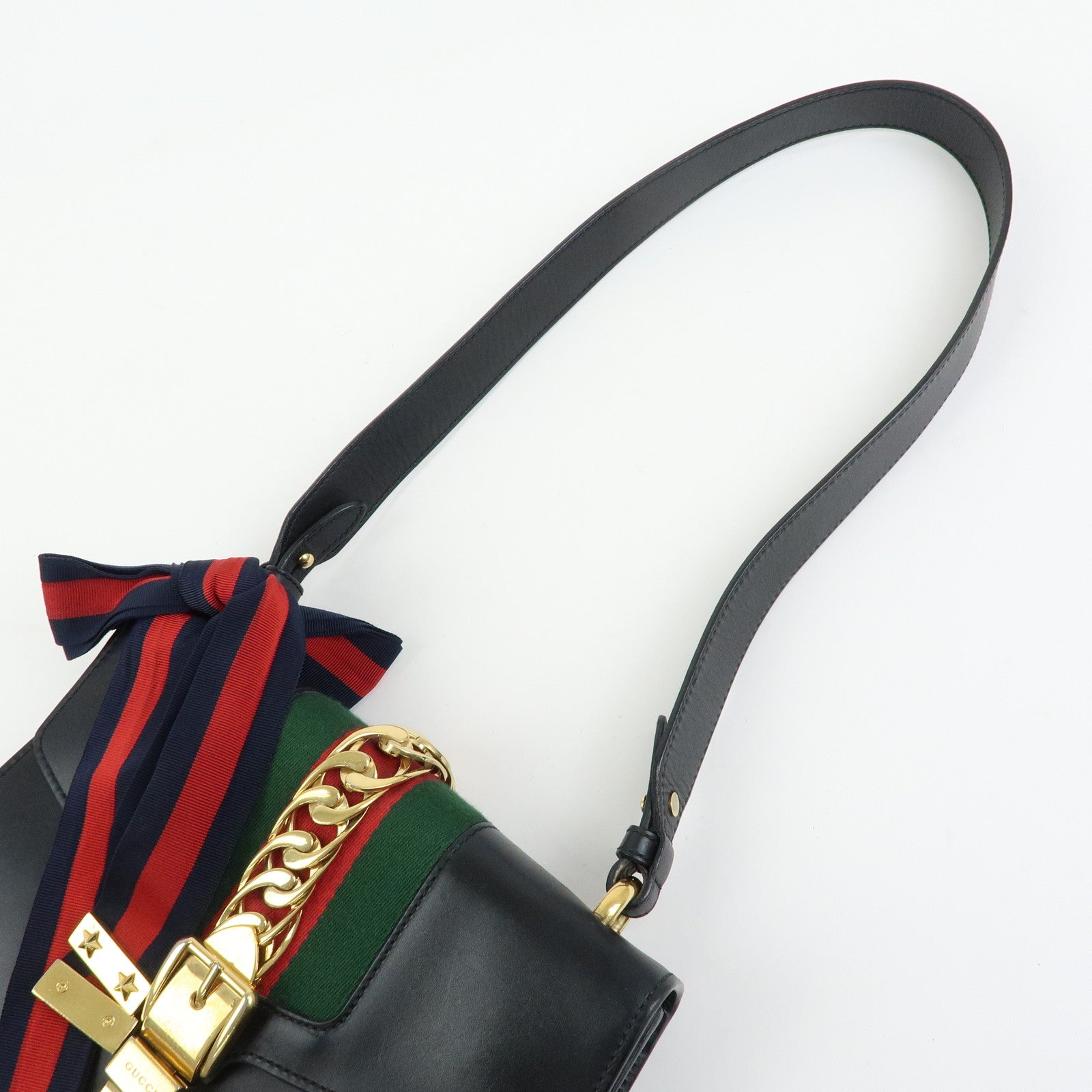 Gucci Sylvie Sherry Leather Shoulder Bag Crossbody Bag Black 421882