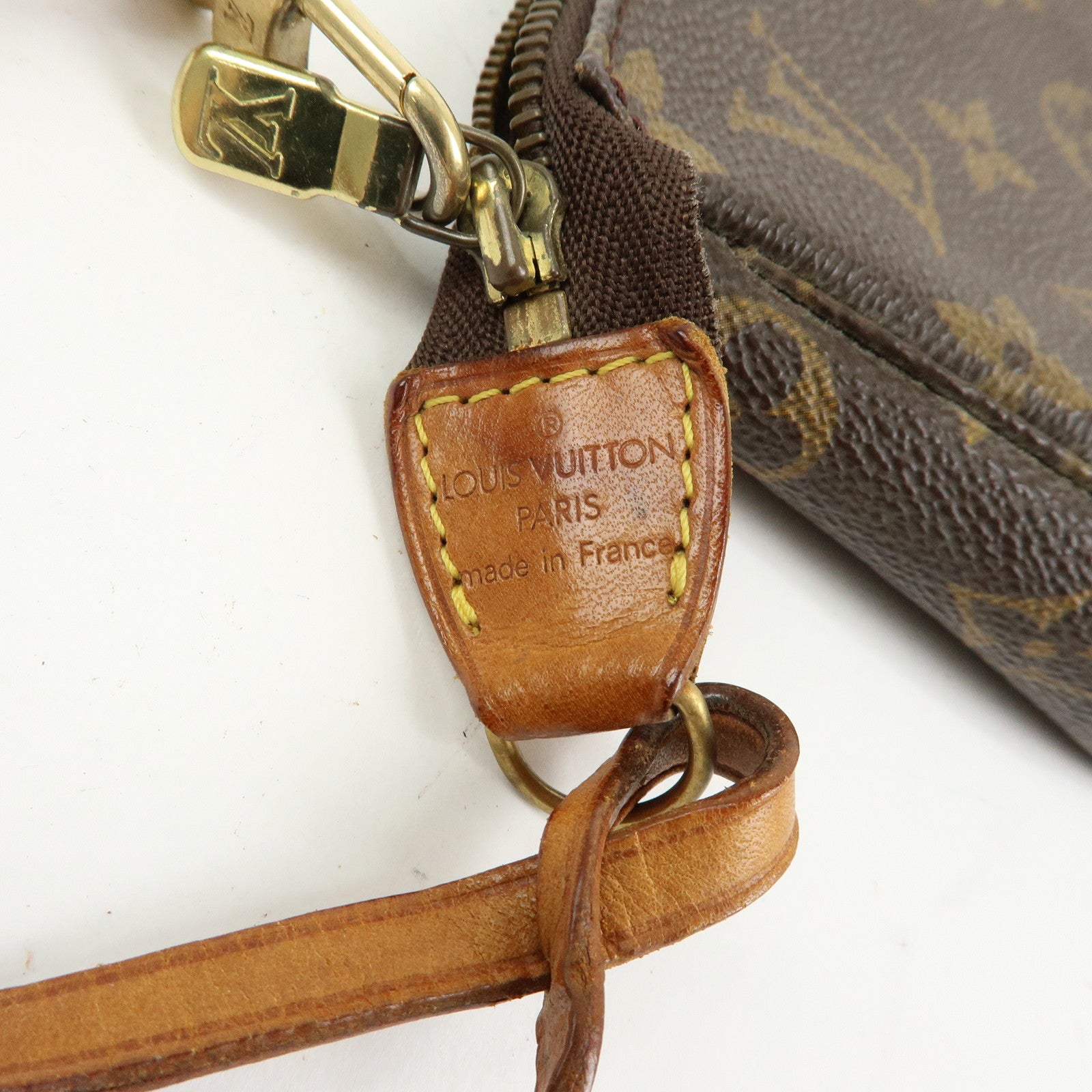 Louis Vuitton Monogram Pochette Accessoires Pouch Hand Bag Brown M51980