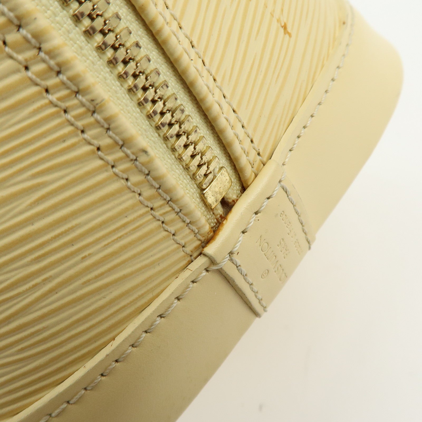 Louis Vuitton Epi Alma Leather Hand Bag Vanilla Light Yellow M5214A