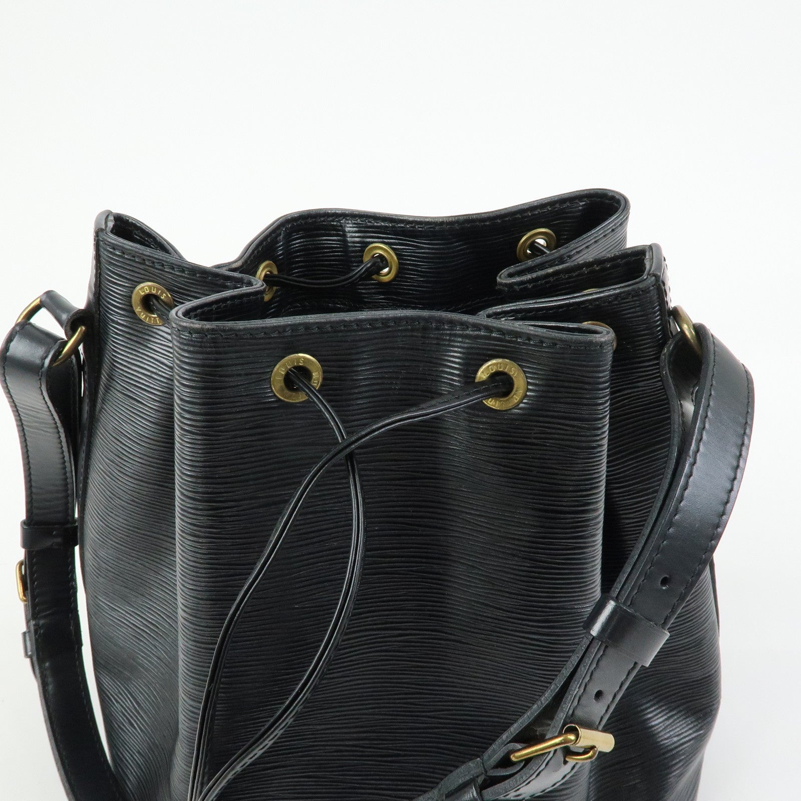 Louis Vuitton Epi Leather Petit Noe Shoulder Bag Noir Black M59012