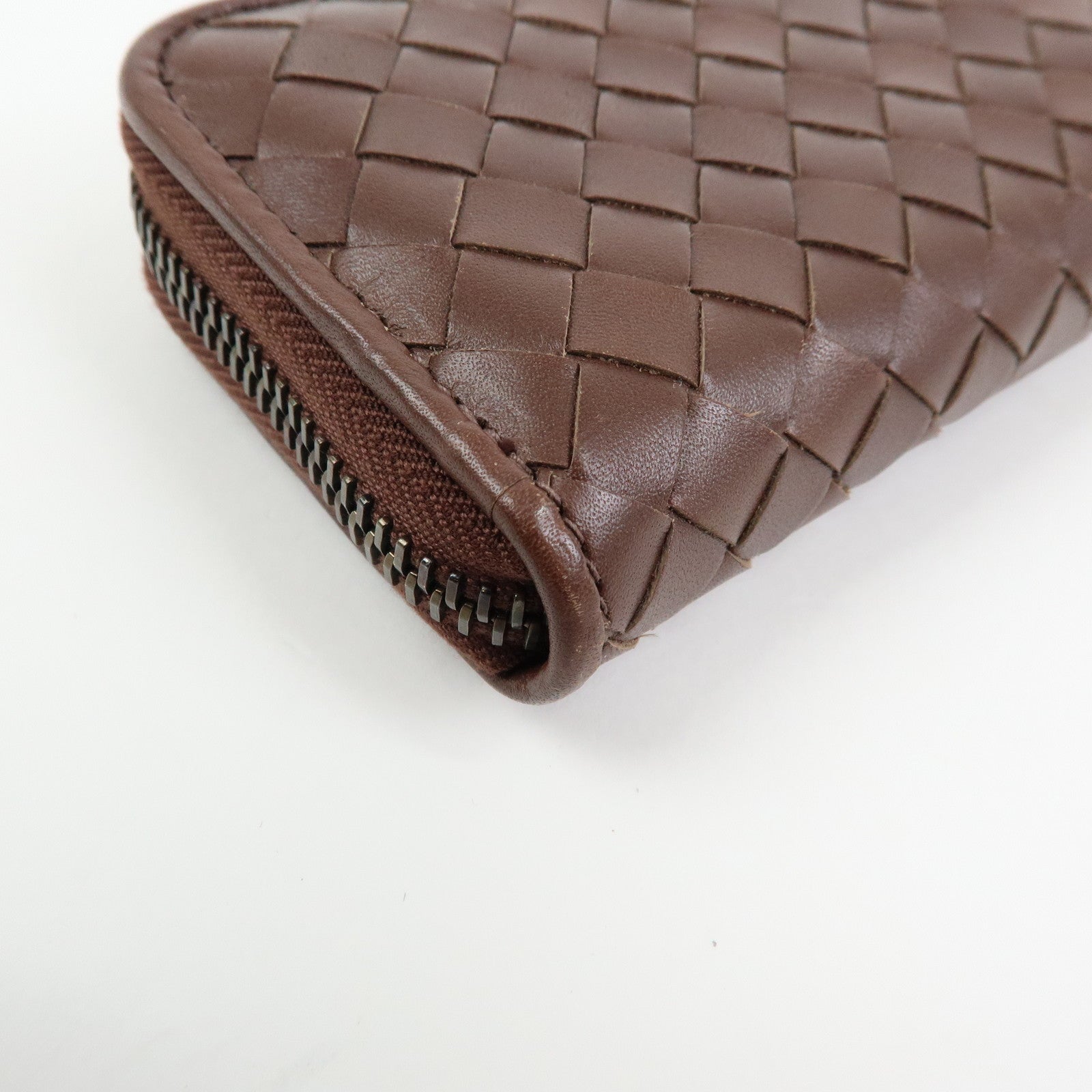 BOTTEGA VENETA Intrecciato Leather Round Zippy Coin Case Brown