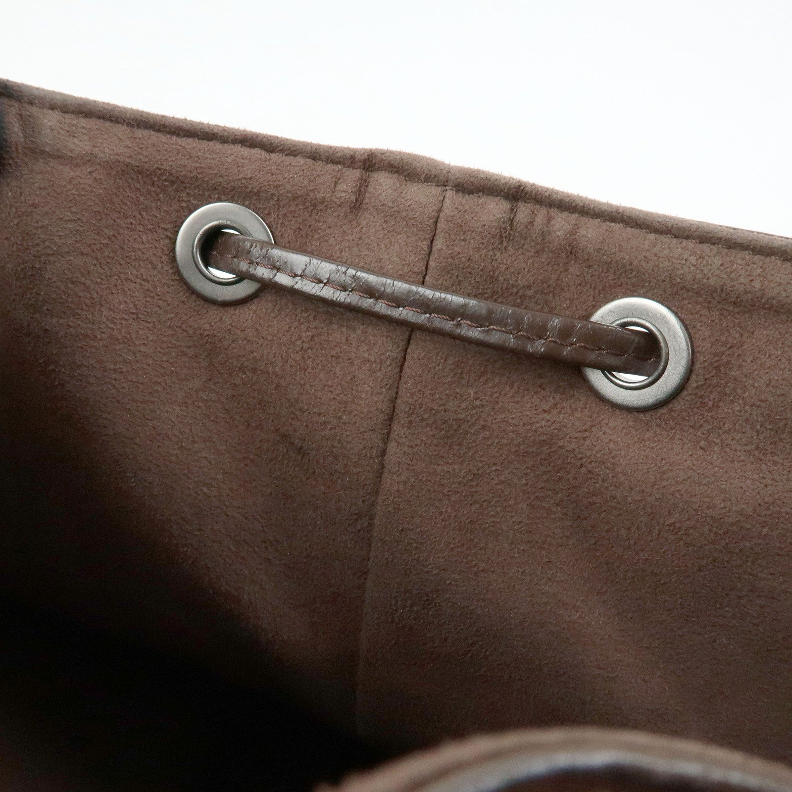 Louis Vuitton Epi Petit Noe Leather Shoulder Bag Mocha M5901D