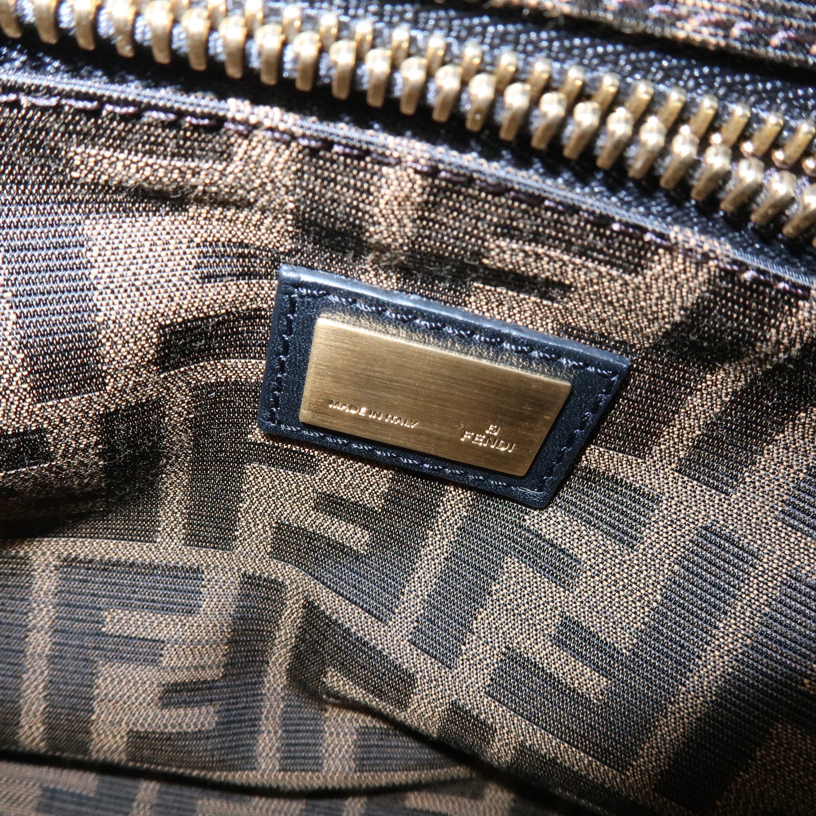 FENDI Peekaboo Leather 2Way Shoulder Bag Hand Bag Black 8BN226