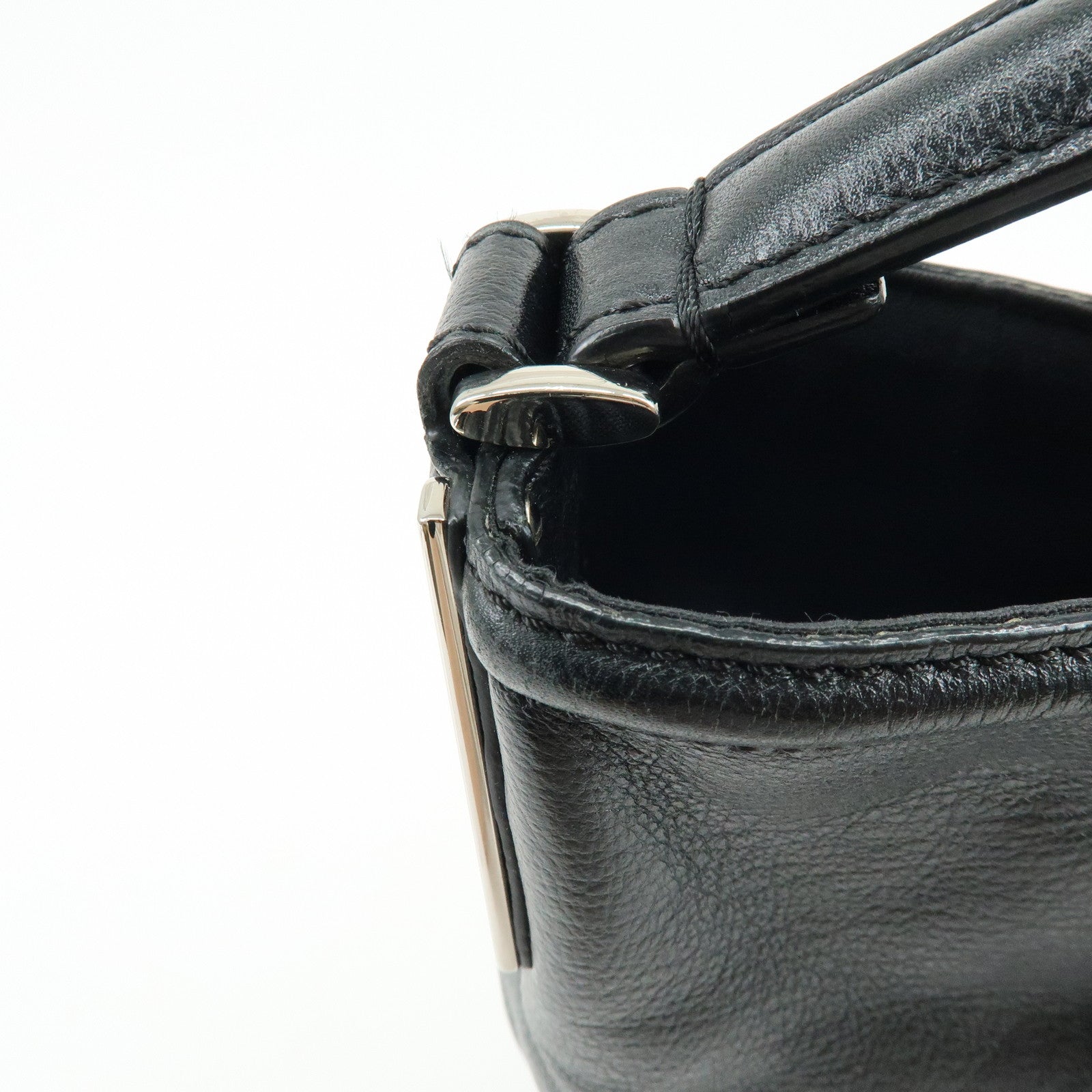 FENDI Leather Shoulder Bag Hand Bag Logo Charm Black 8BR697