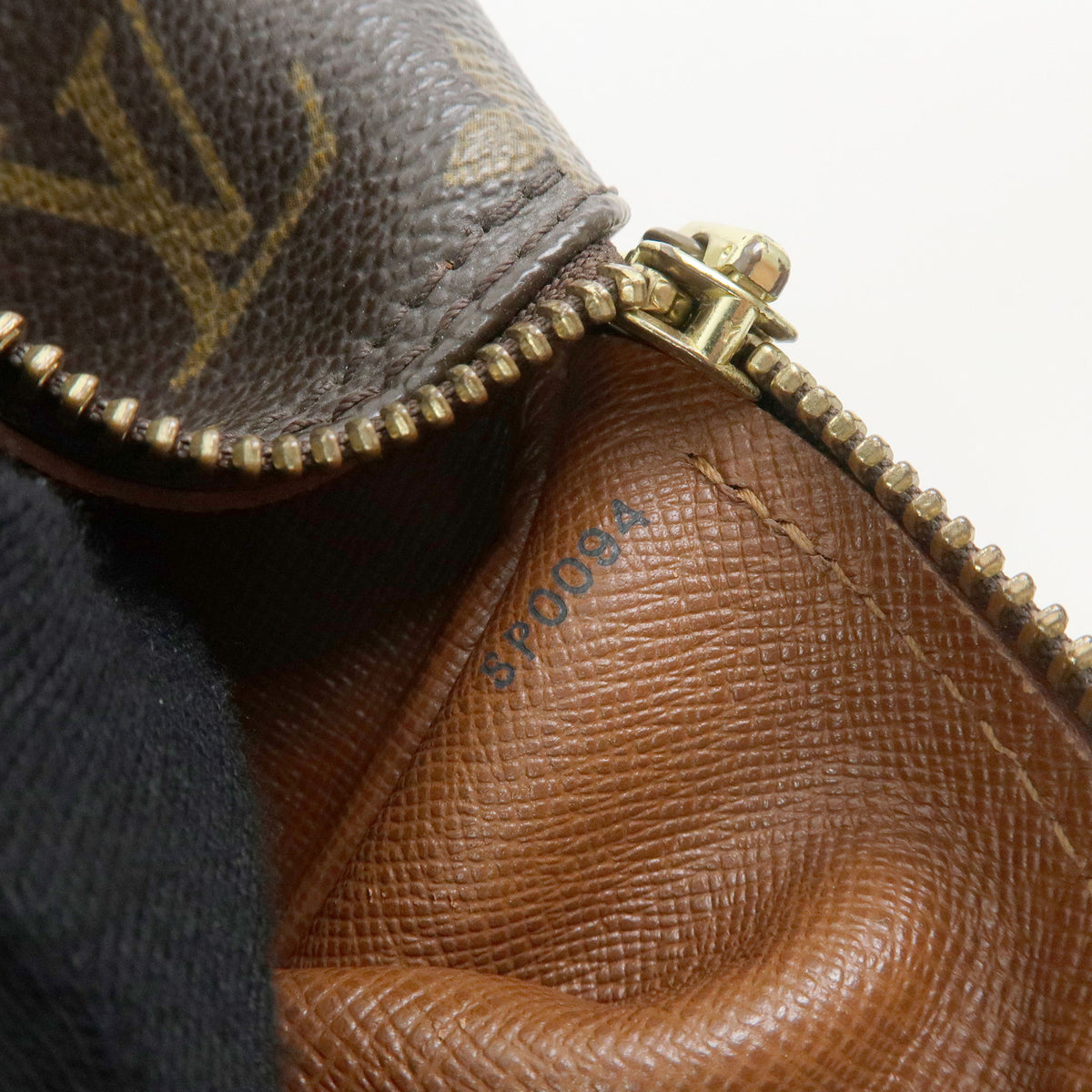 Louis Vuitton Monogram Papillon 30 Hand Bag Brown M51385