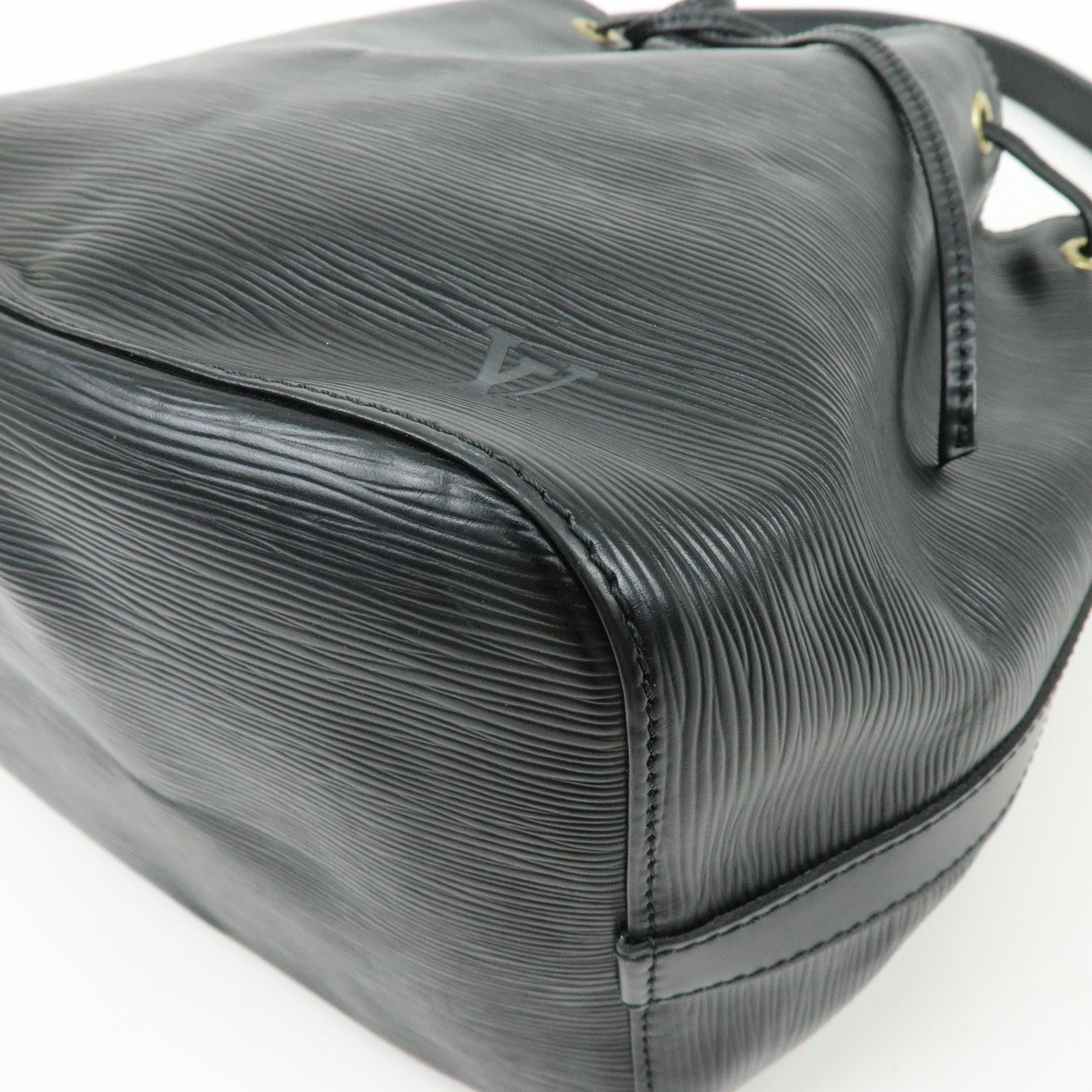 Louis Vuitton Epi Petit Noe Shoulder Bag Noir Black M44102