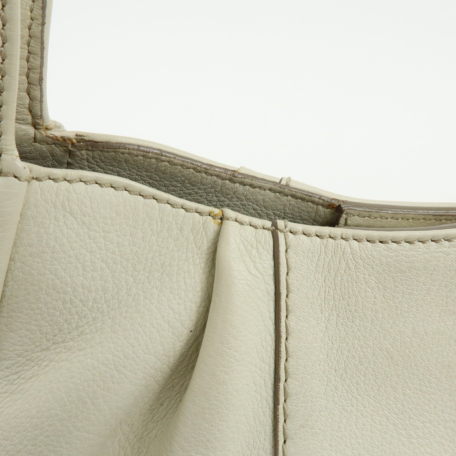 Ferragamo Gancini Leather Shoulder Bag Hand Bag Ivory