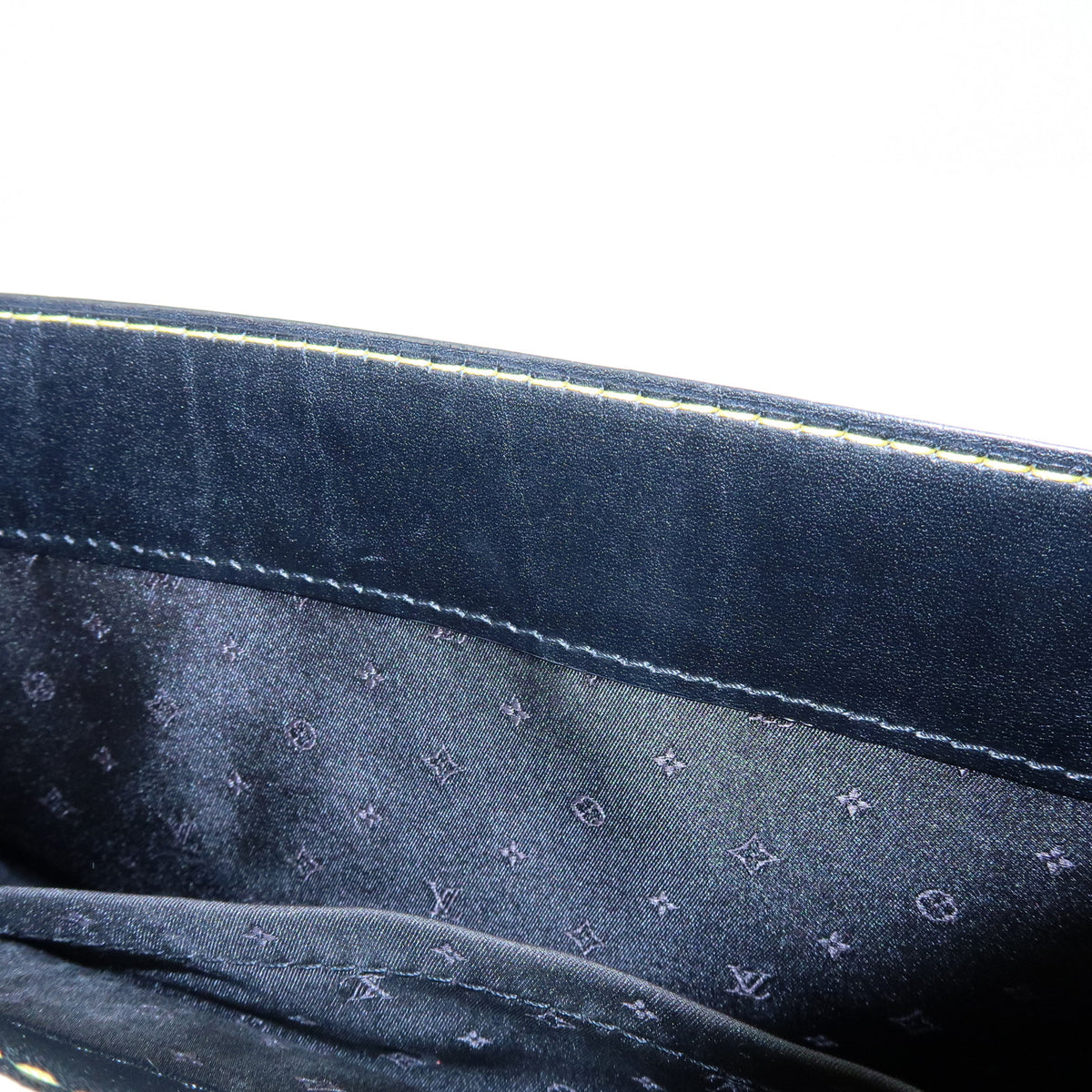 Louis Vuitton Talentueux Suhali Leather Shoulder Bag Studs Noir M91820