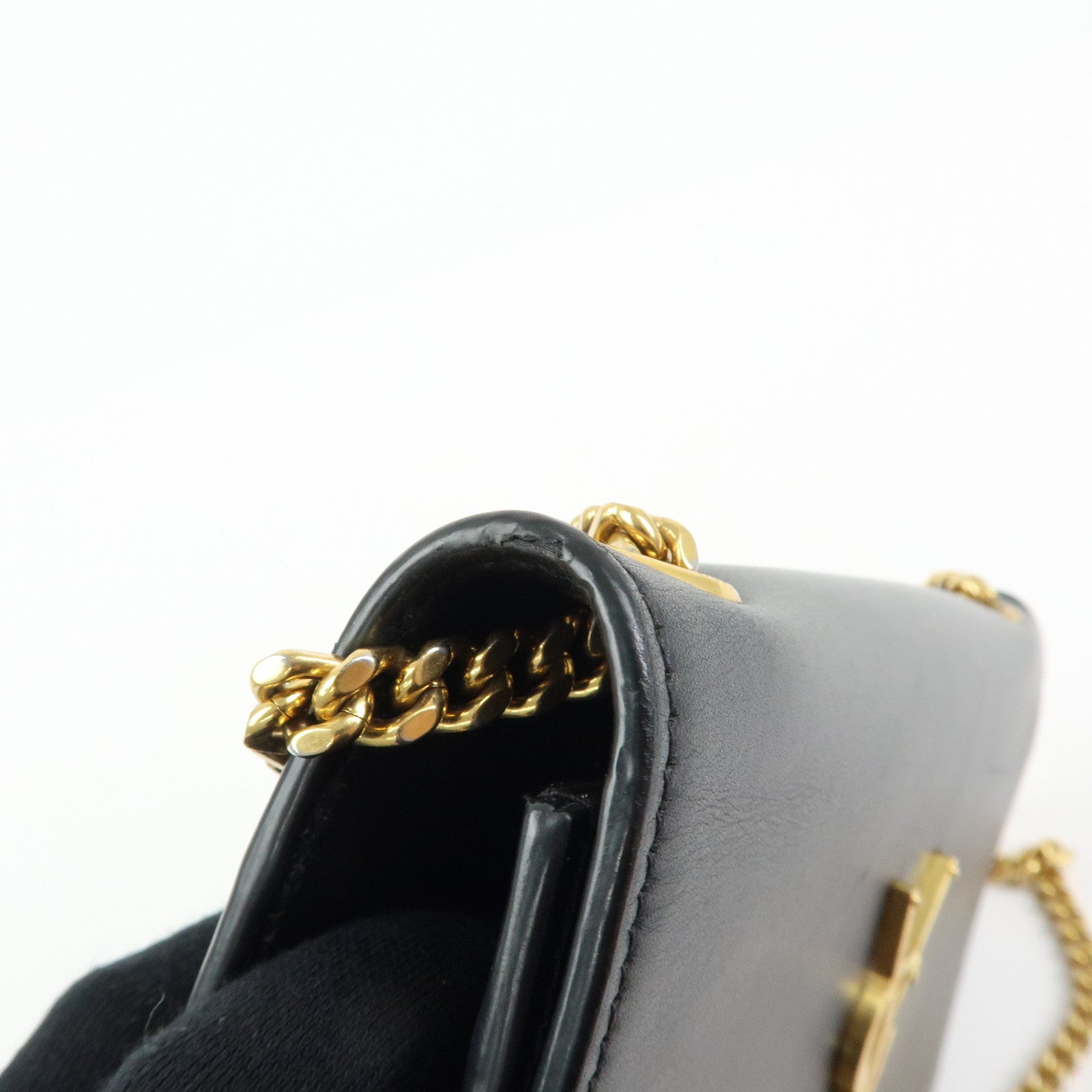 SAINT LAURENT PARIS Leather Chain Shoulder Bag Black 474366