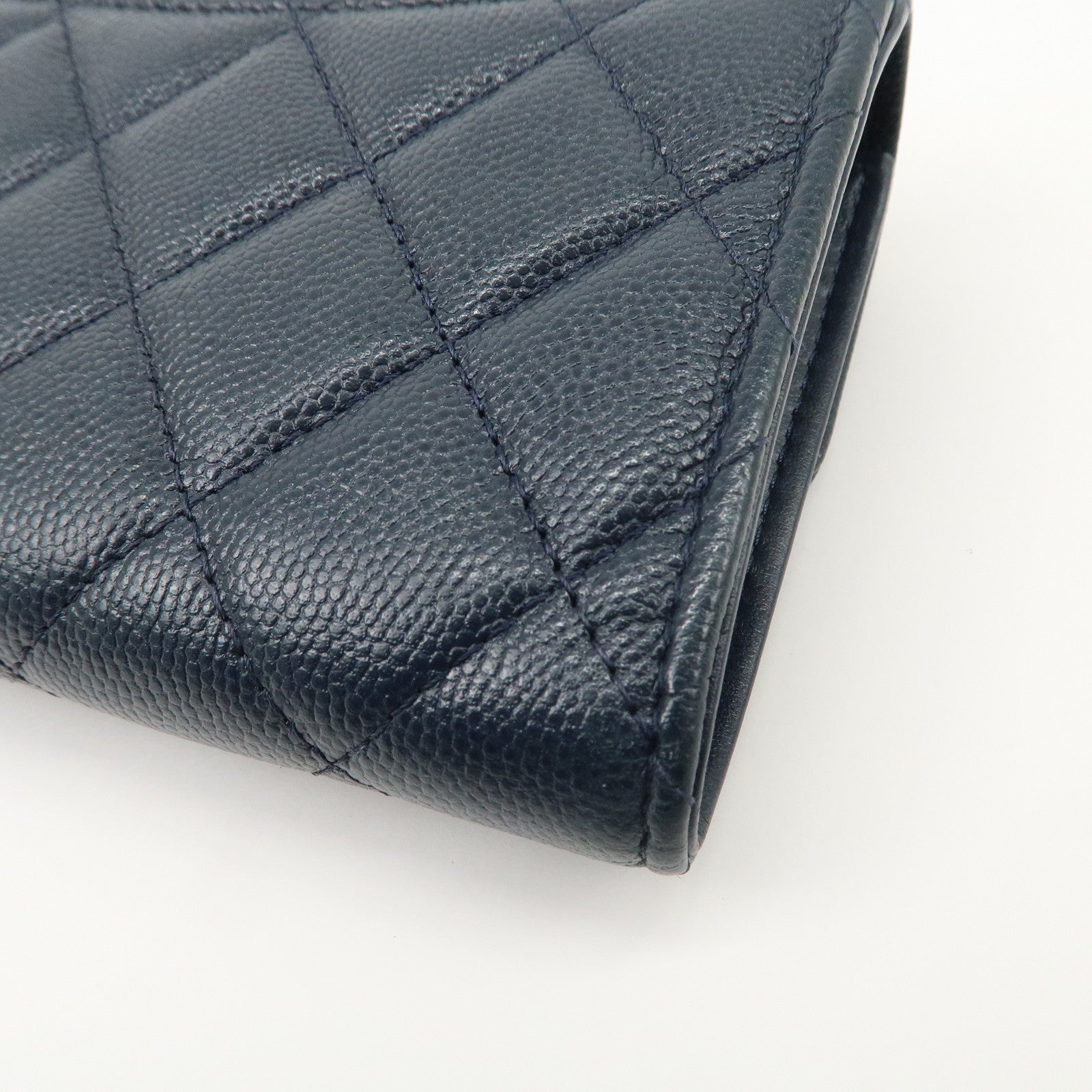 CHANEL Matelasse Caviarskin Tri-fold Wallet Small Wallet Navy AP0232 Used