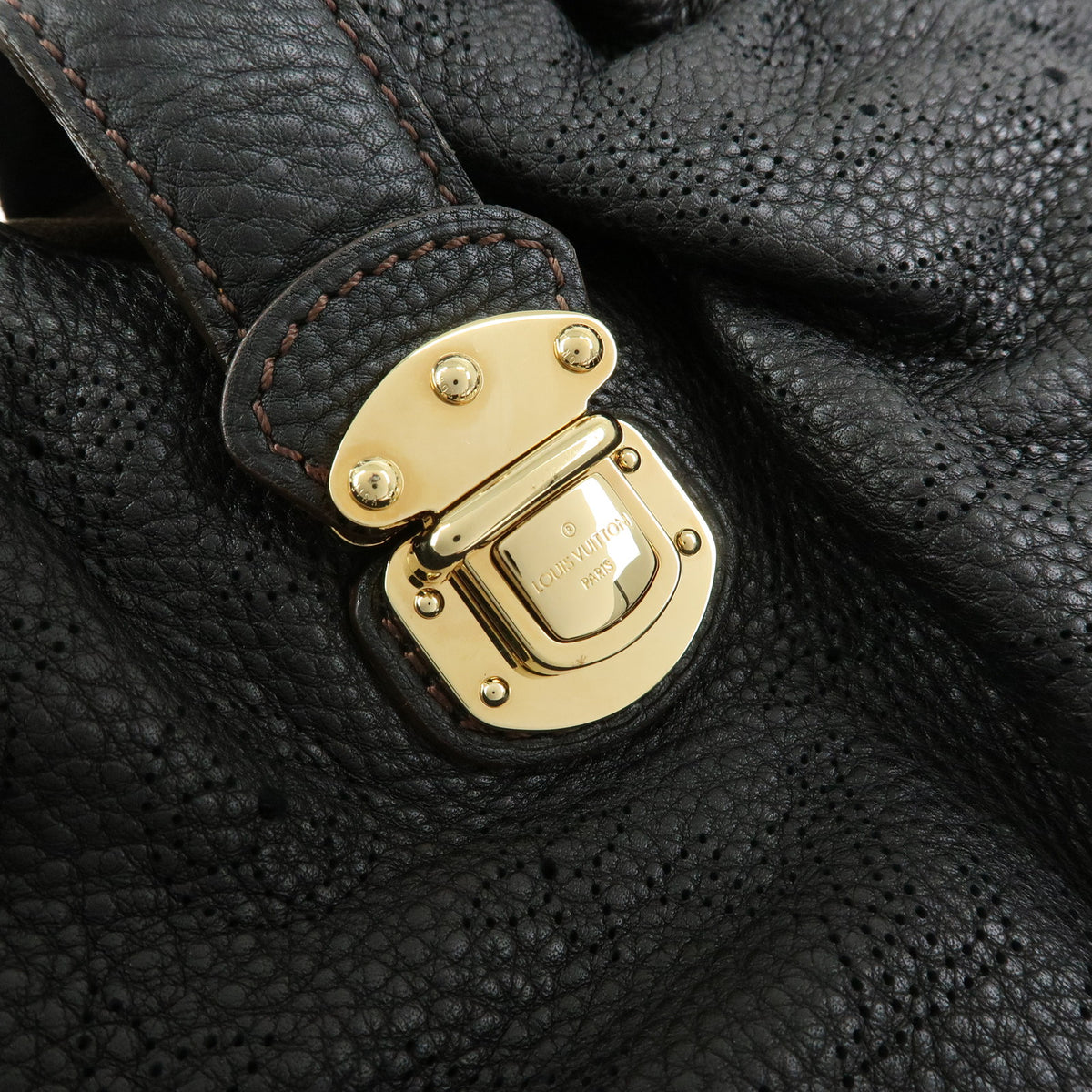 Louis Vuitton Monogram Mahina XL Leather Shoulder Hand Bag Noir M95547