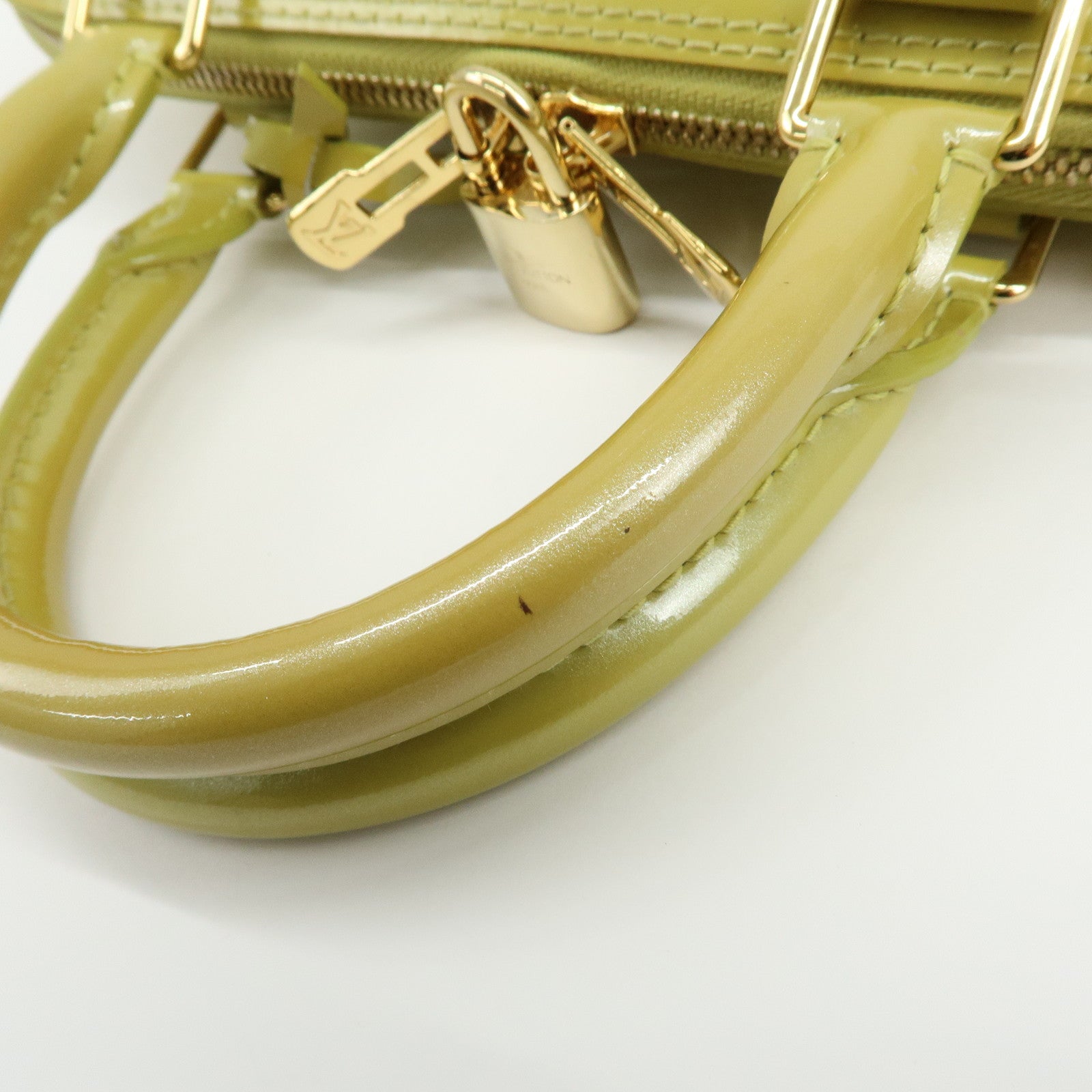 Louis Vuitton Monogram Vernis Alma PM Hand Bag Vert Impression M91615