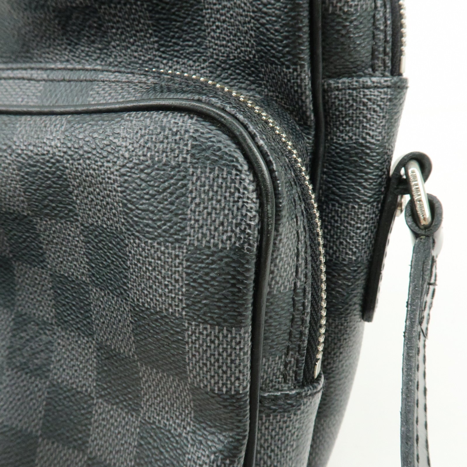 Louis Vuitton Damier Graphite Rem Shoulder Crossbody Bag Black N41446
